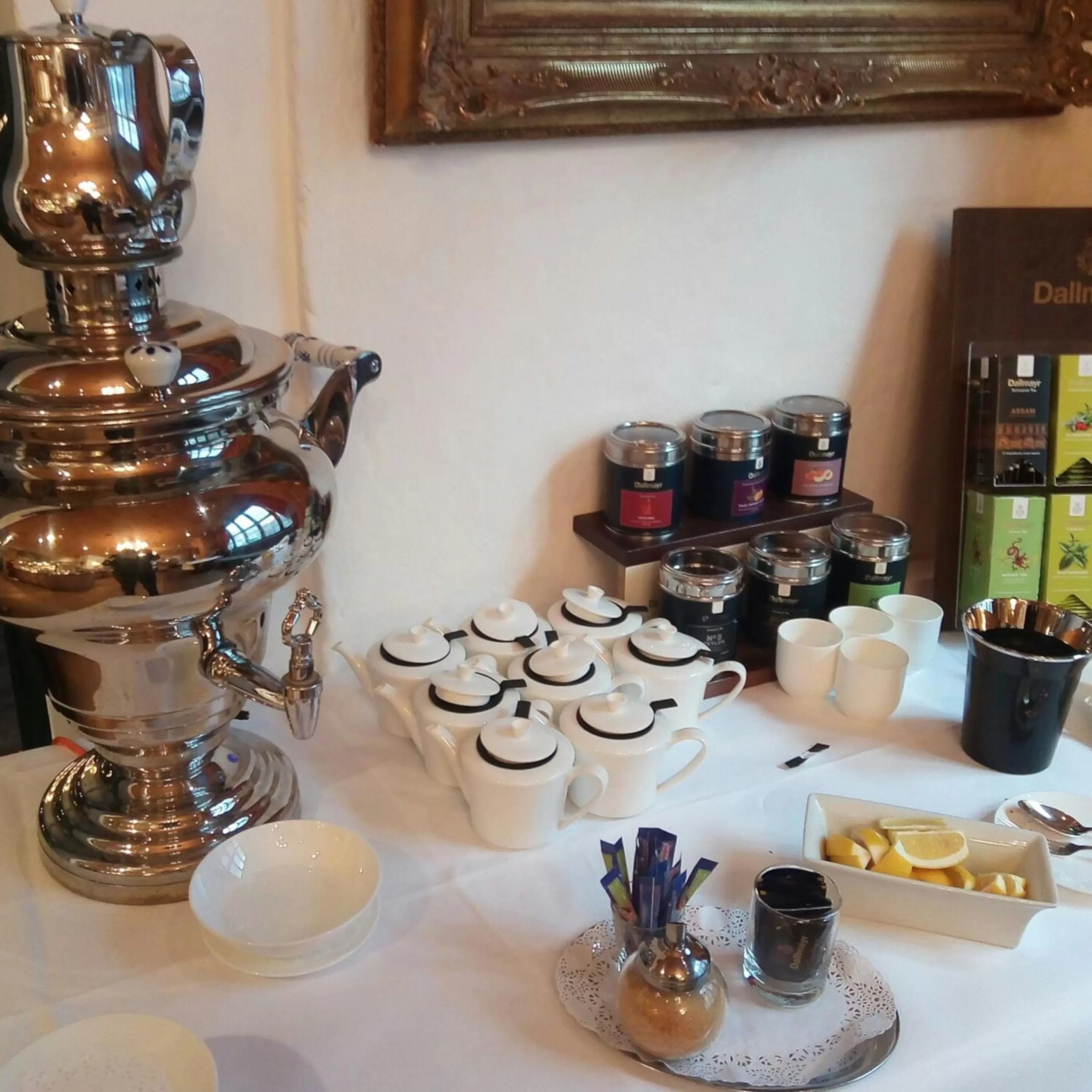 Restaurant/places to eat in Eden Hotel Wolff