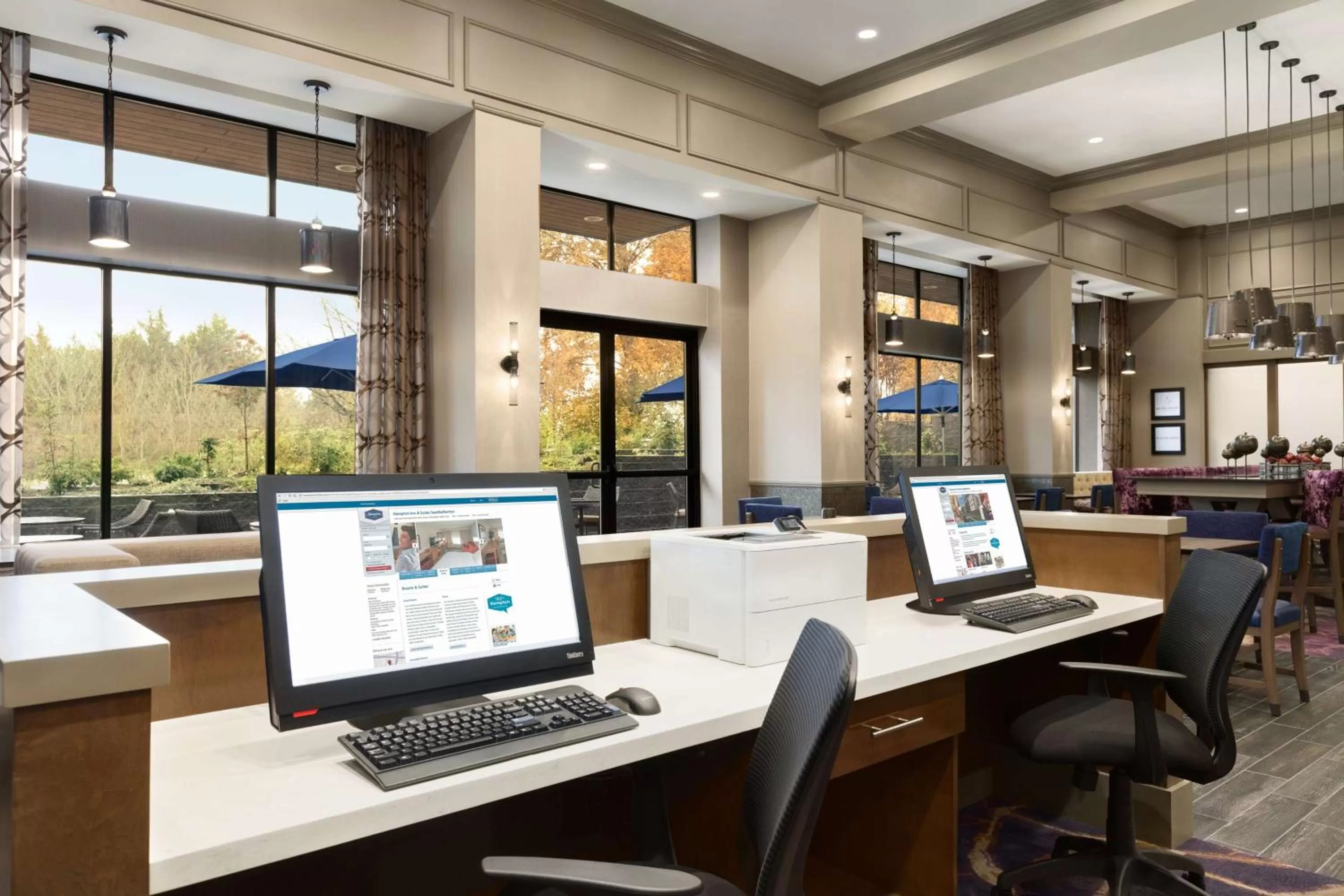Business facilities in Hampton Inn & Suites Seattle/Renton, Wa
