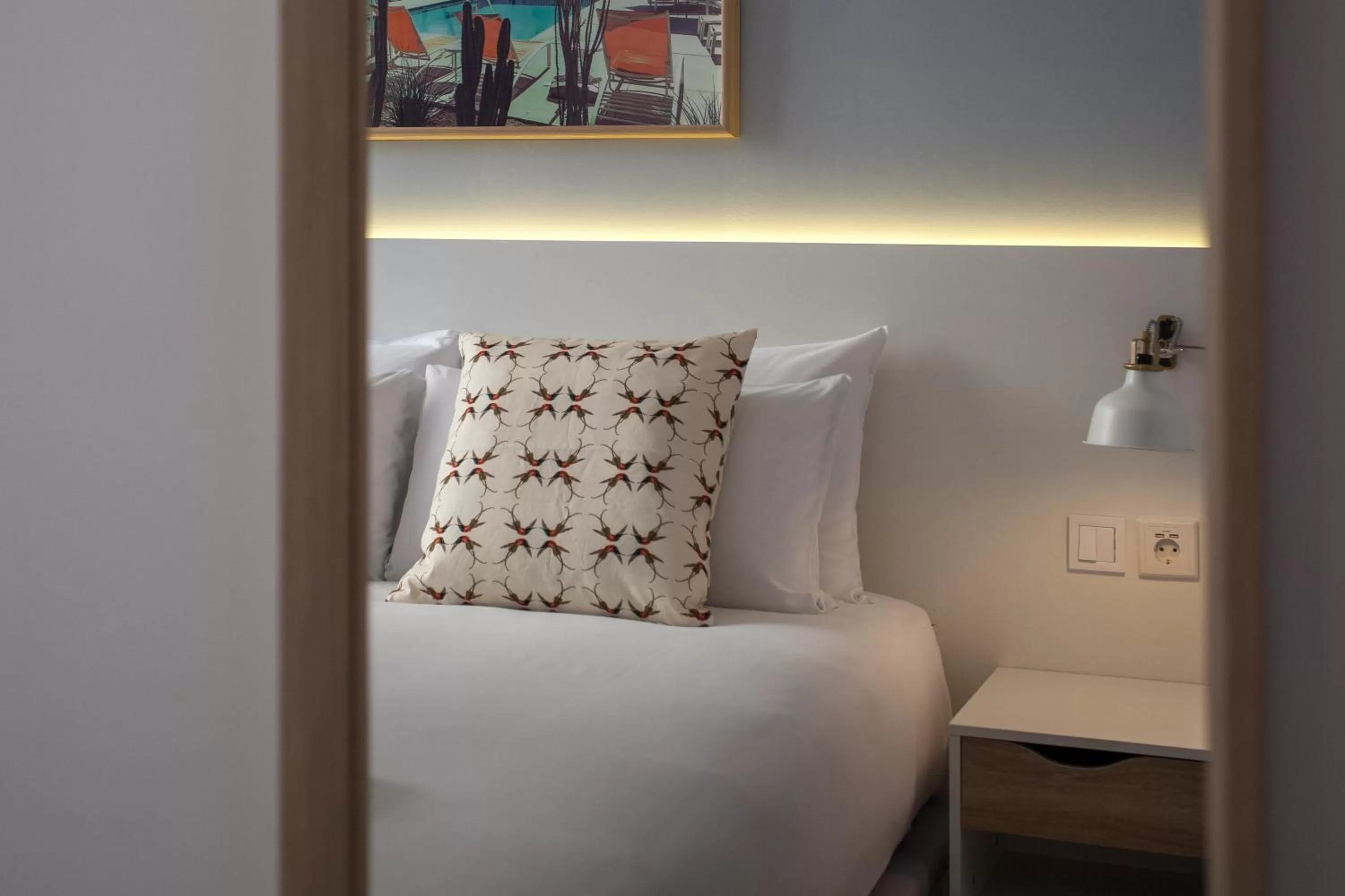 Decorative detail, Bed in Gran Central Suites