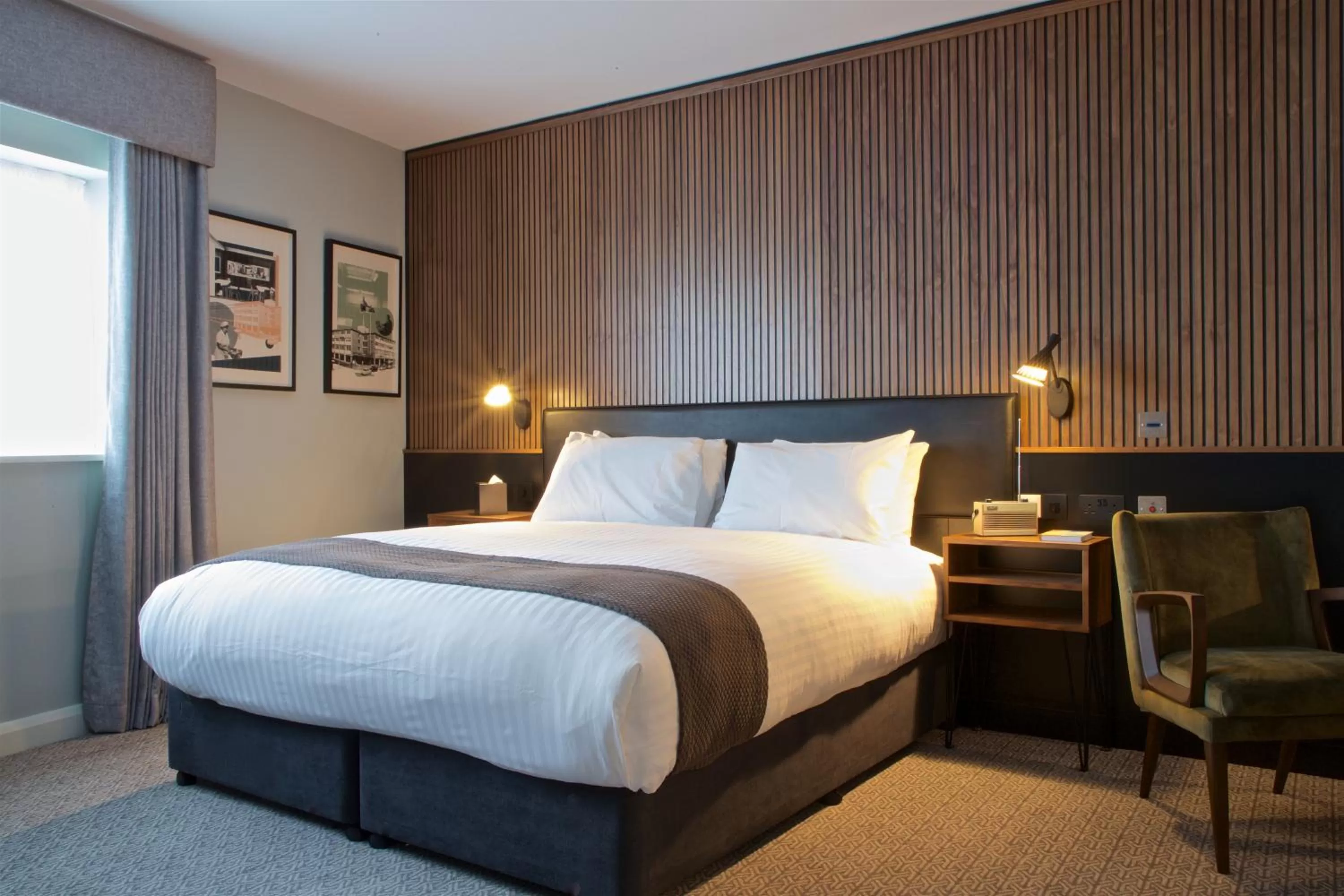 Photo of the whole room, Bed in Telegraph Hotel - Coventry