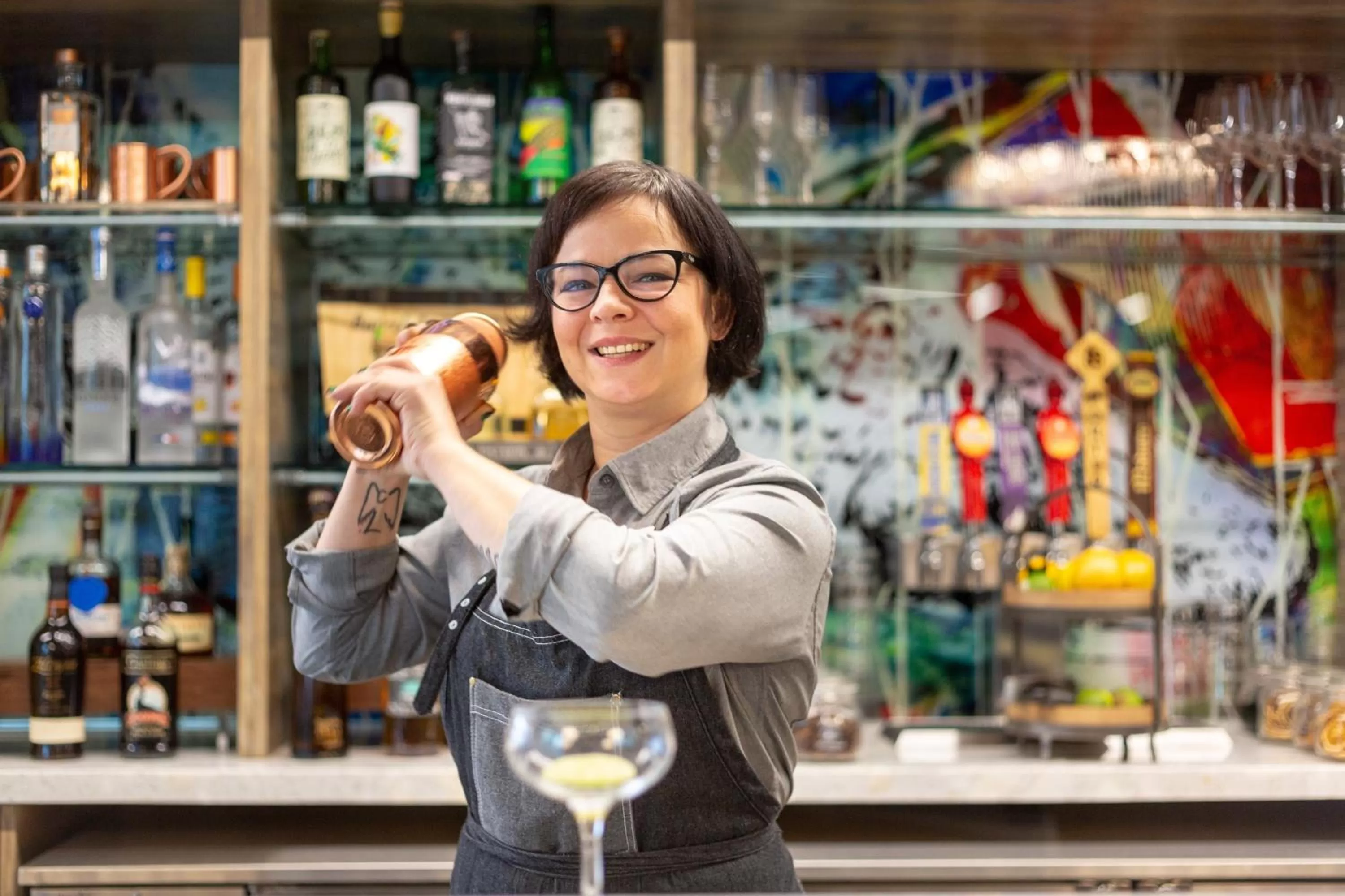 Lounge or bar in Hotel Indigo Gainesville-Celebration Pointe by IHG