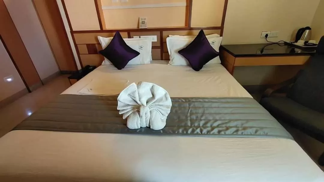 Bed in Hotel Aishwarywaa