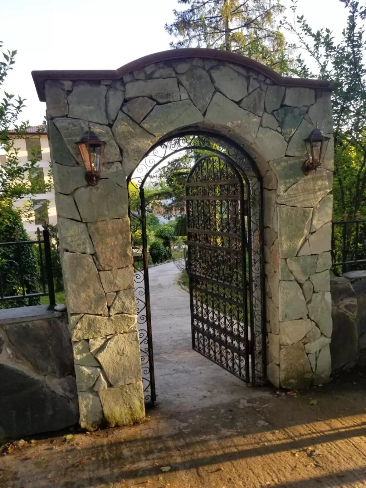 Facade/entrance in Vita Gardenia Hotel Tskaltubo