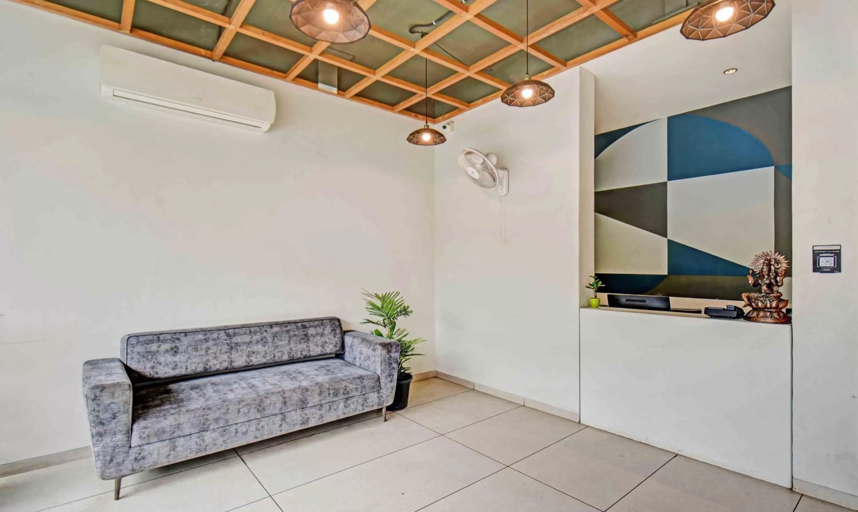 Seating area in Treebo Aroma Executive