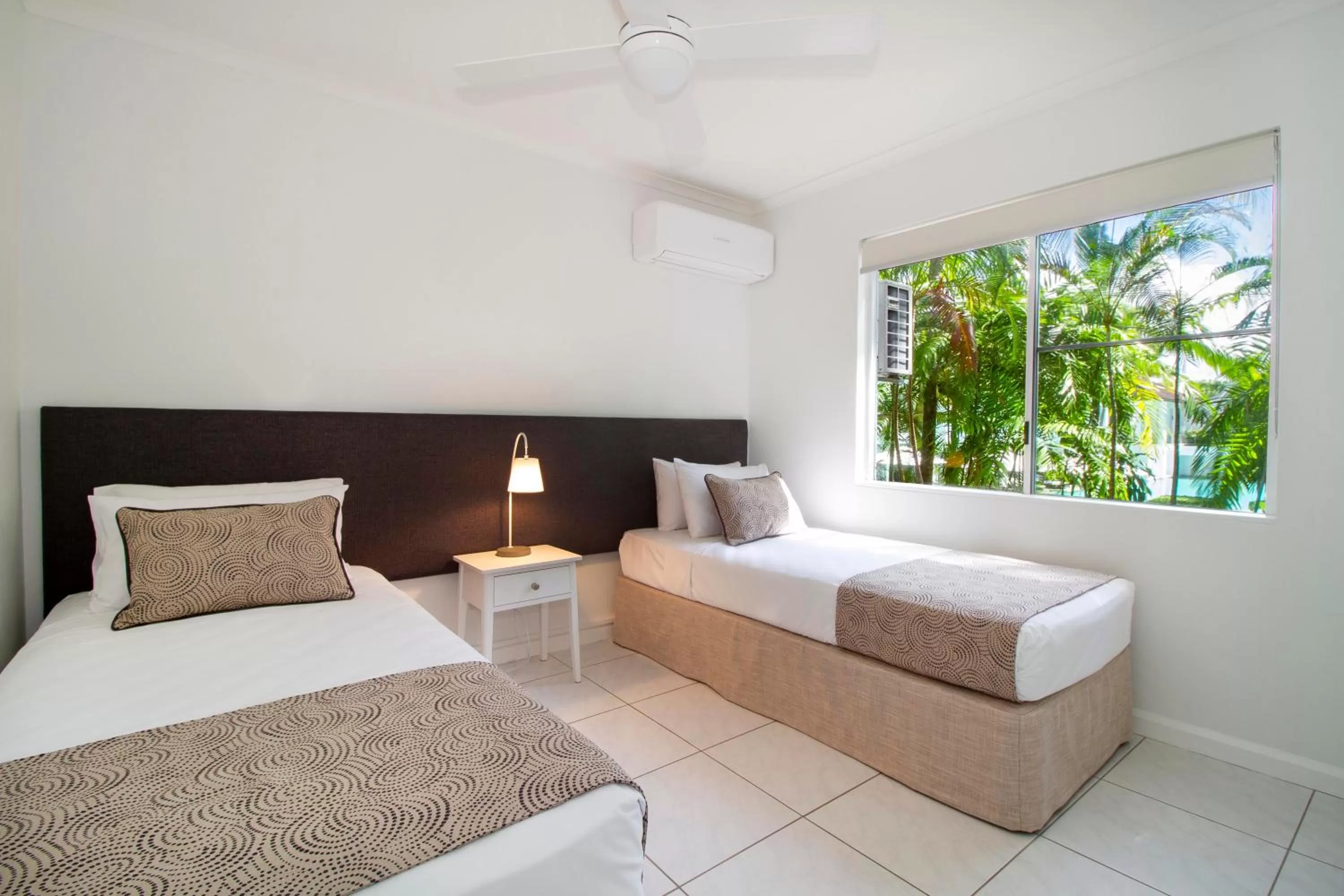 Bed in The White House Port Douglas