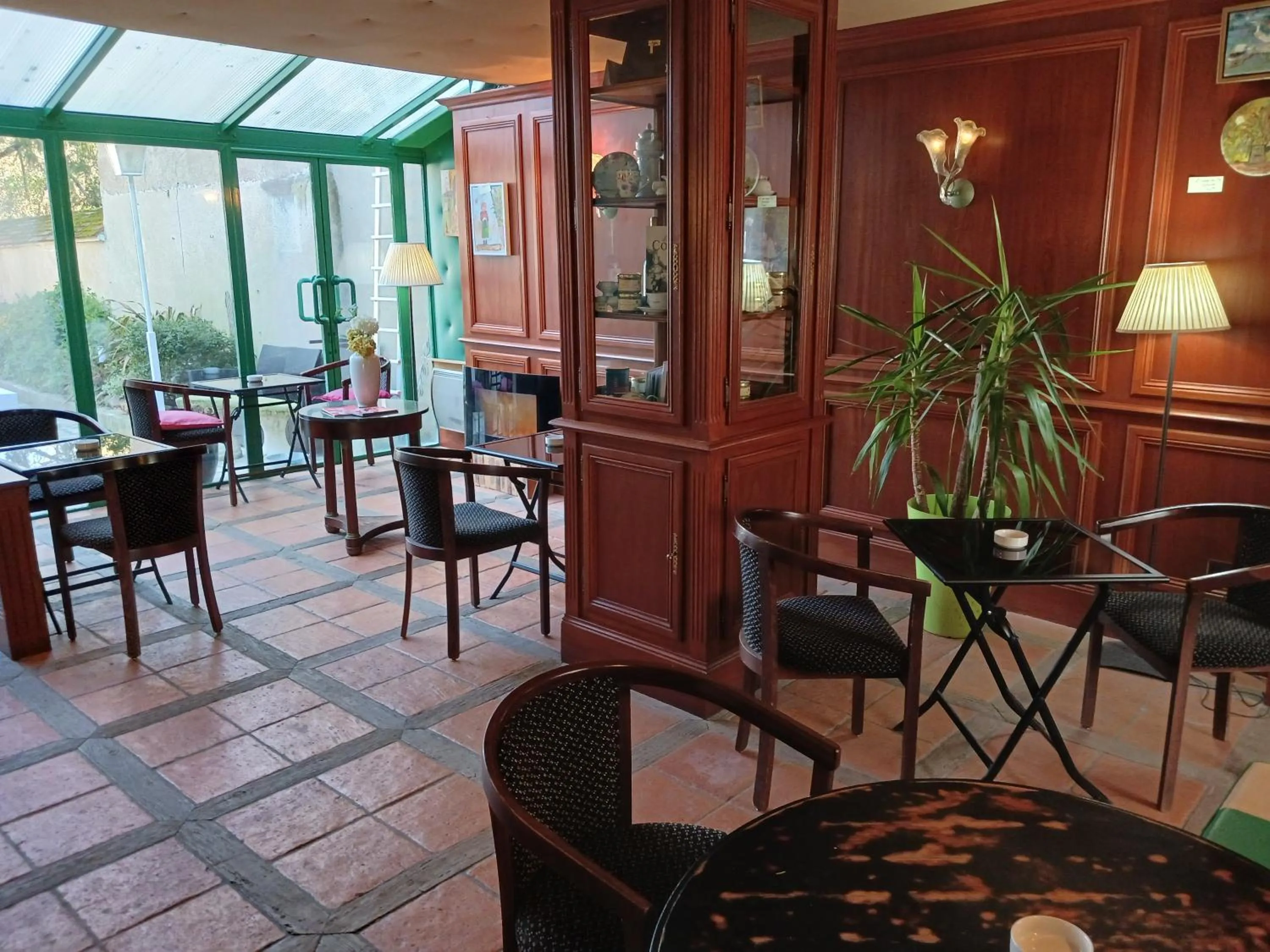 Banquet/Function facilities in HOTEL LA COGNETTE A 25 Kilomètres de Châteauroux et 30 Kilomètres de Bourges