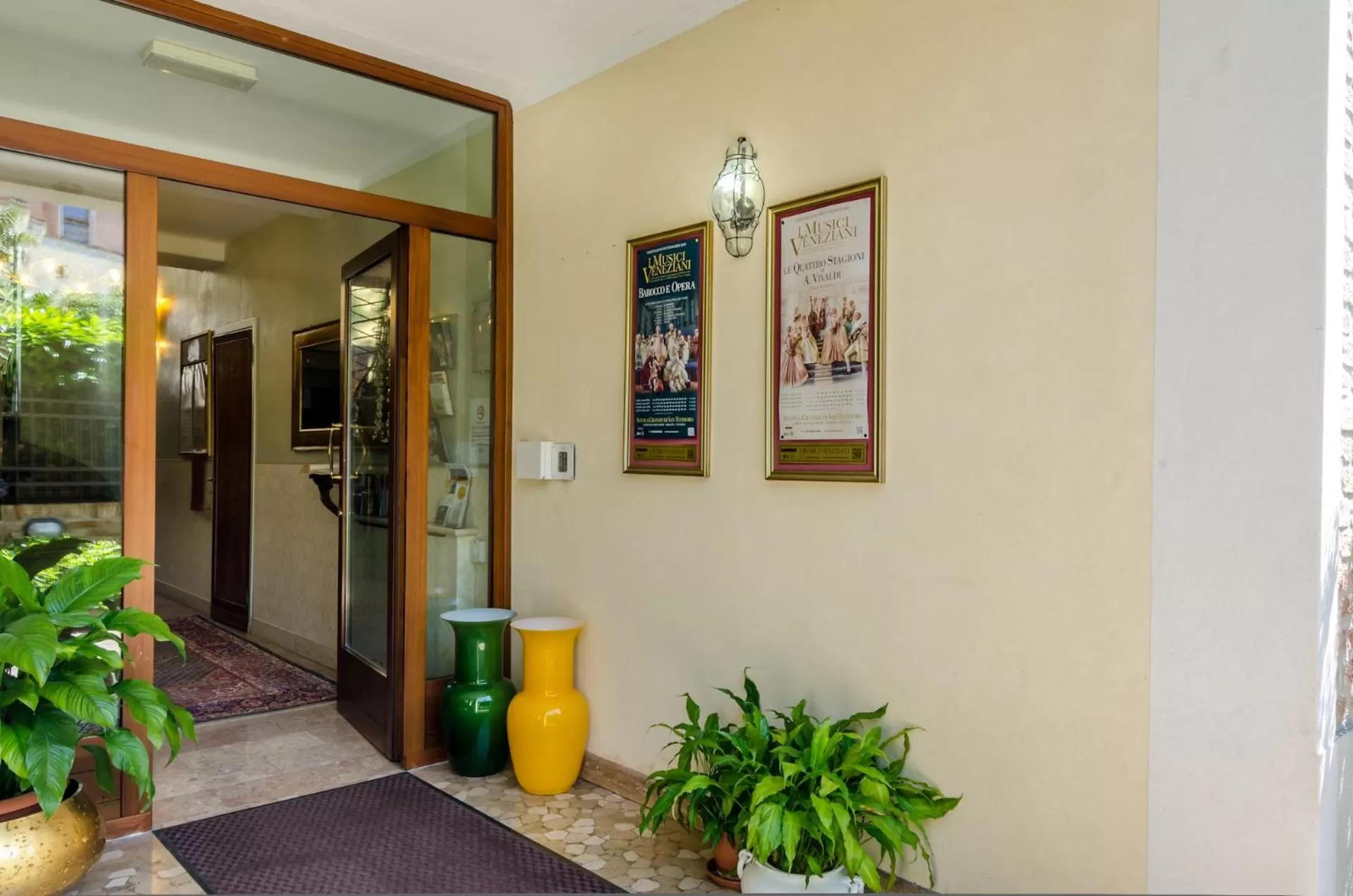 Facade/entrance in Ca' San Rocco