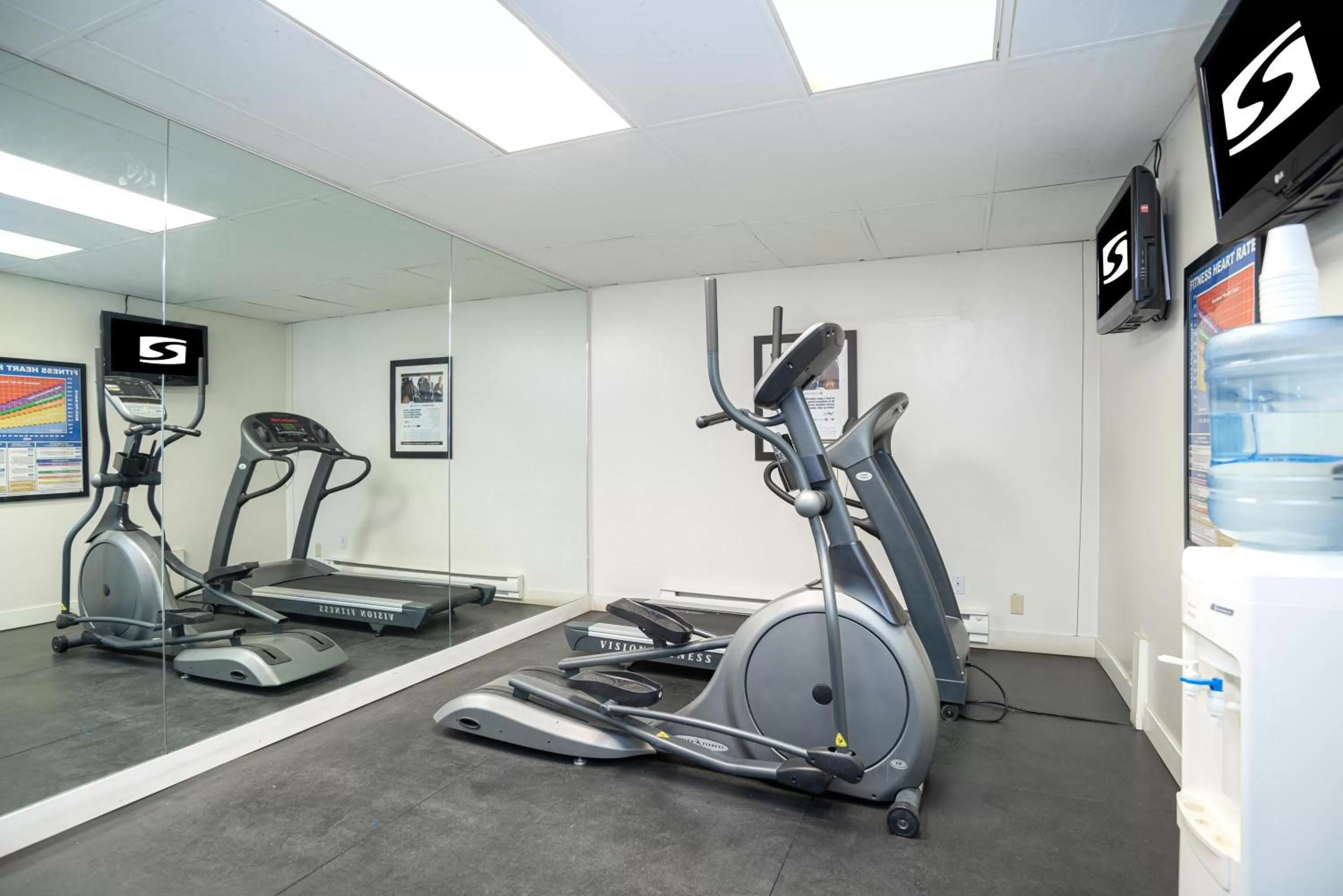 Fitness centre/facilities in Sandman Hotel & Suites Williams Lake