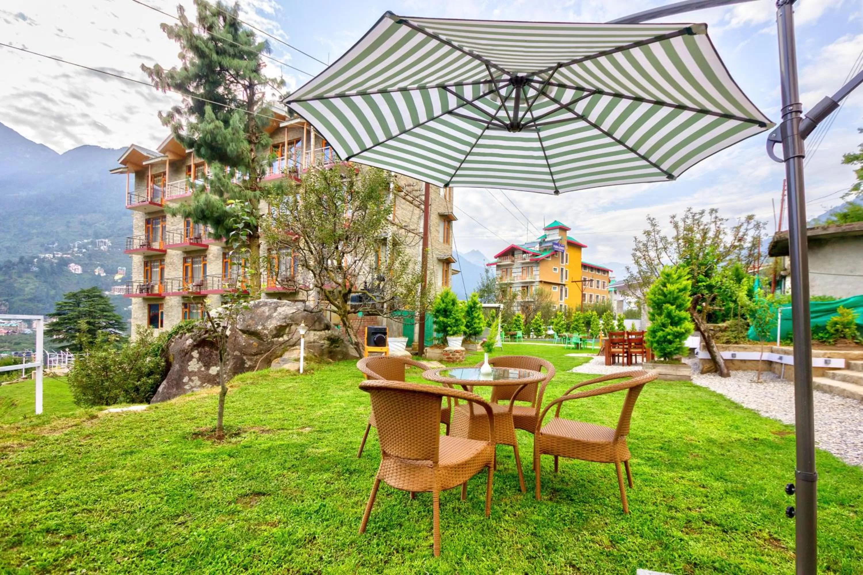 Property building in Snow City's Montana Blues Resort Manali - Heated & Air-Cooled Stay