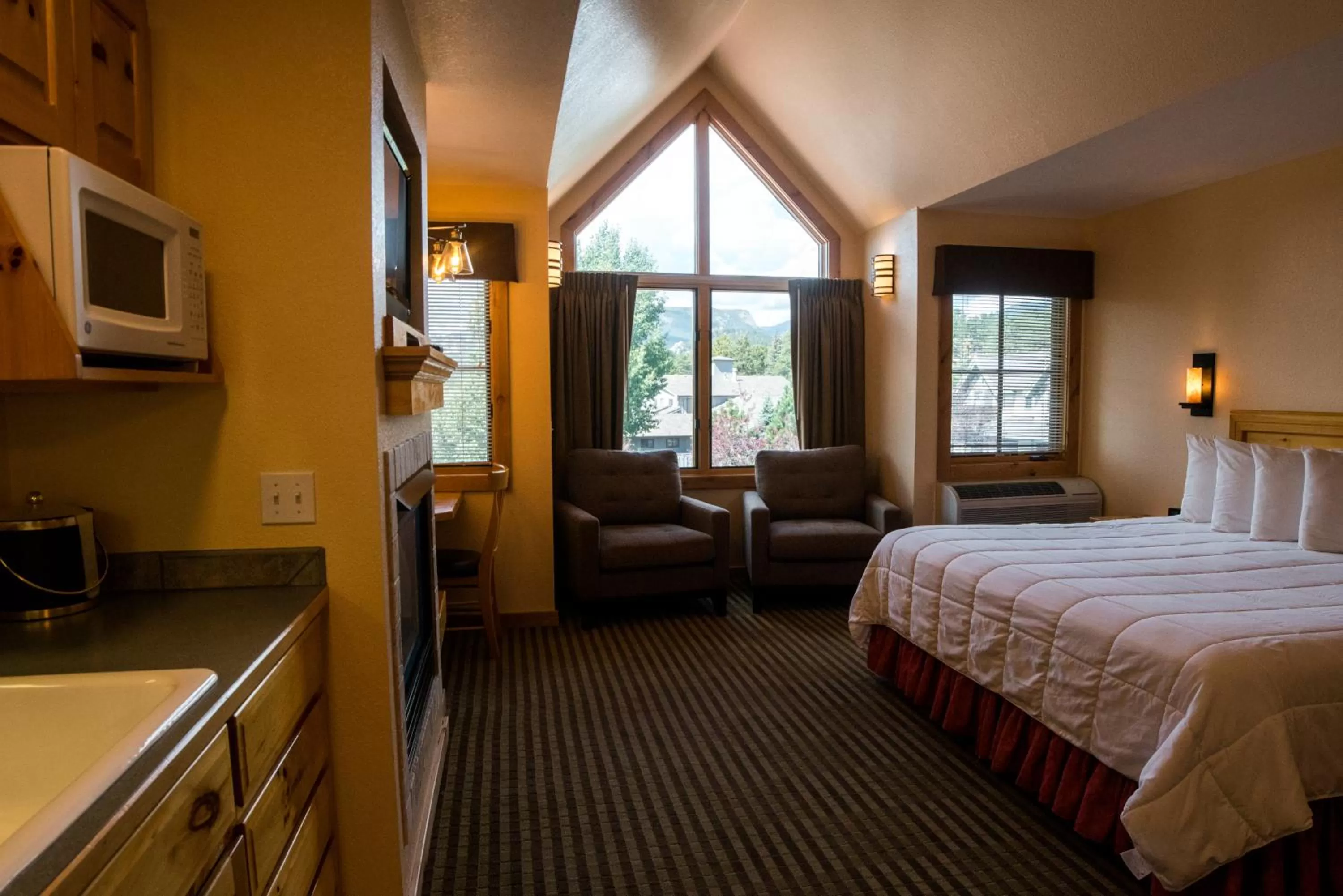 Photo of the whole room, Bed in Appenzell Inn