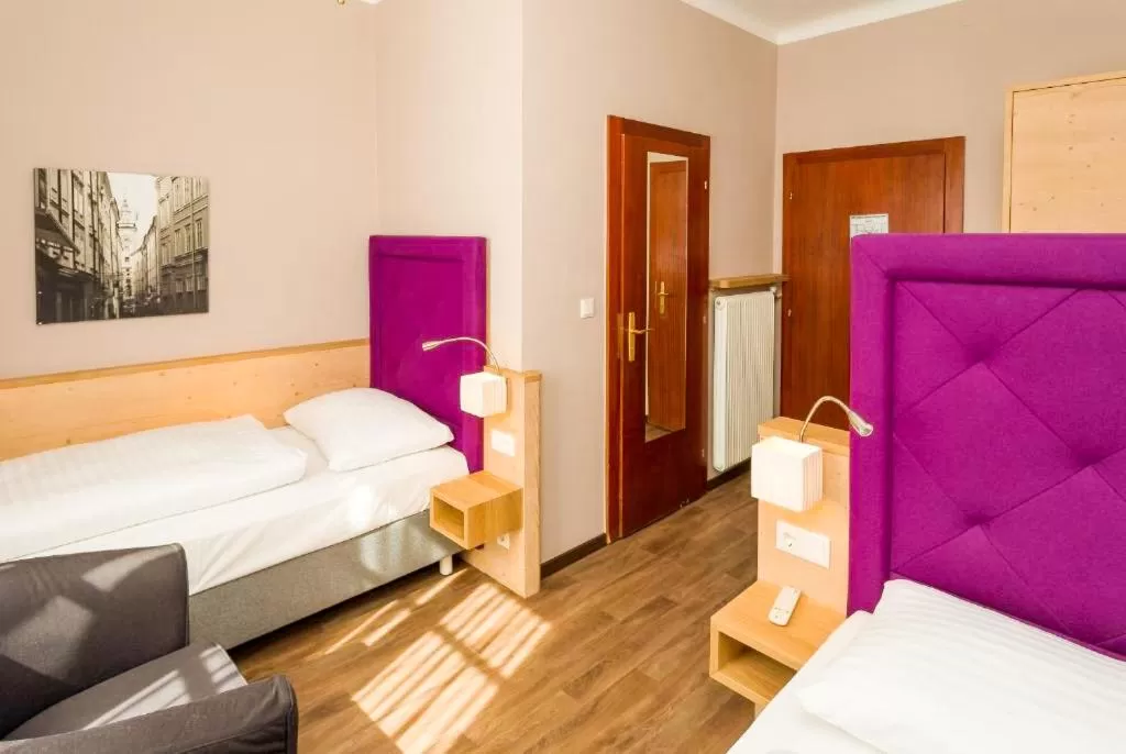 Bedroom, Bed in Hotel Markus Sittikus Salzburg