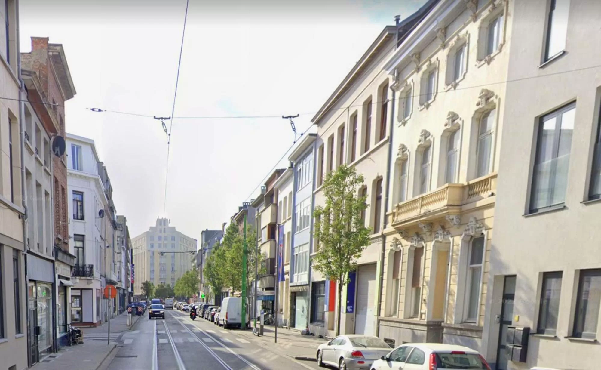 Neighbourhood in OneLuxStay near Fashion District