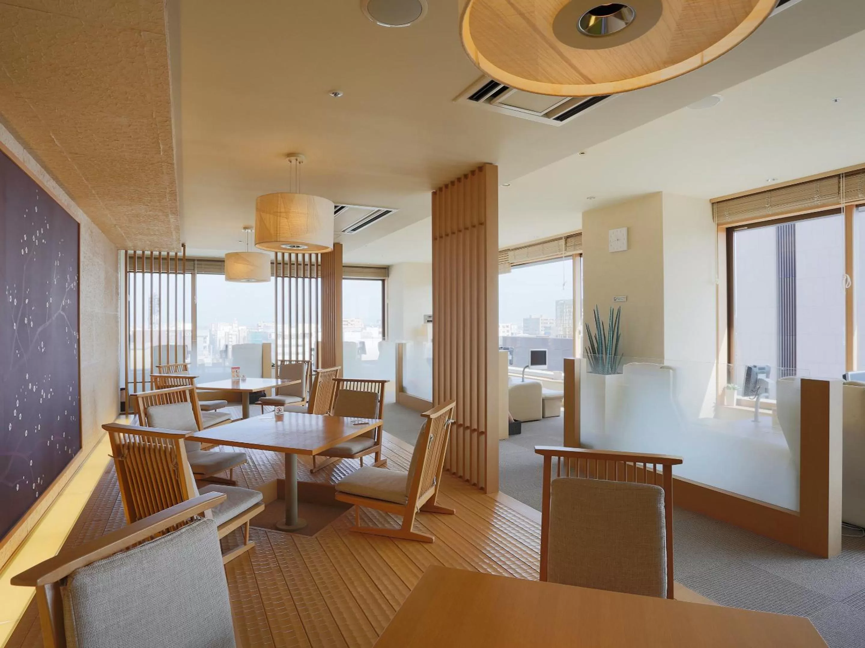 Restaurant/places to eat in Hotel Monterey Kyoto