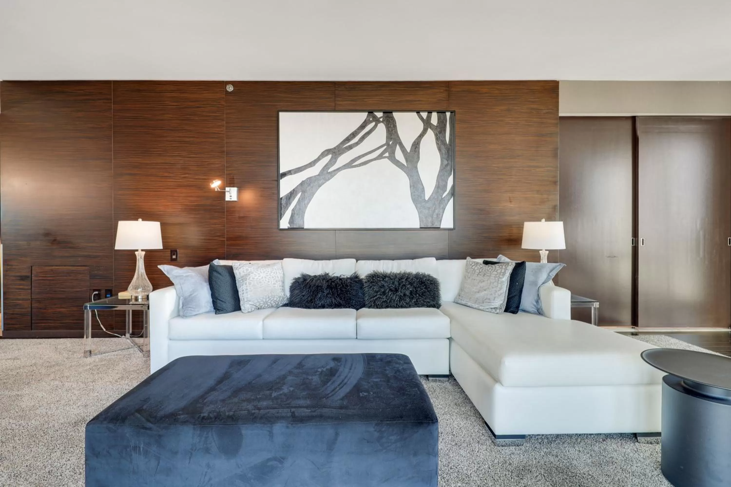 Bed in Vegas Palms HIGH 52nd fl. 1BDR corner penthouse 1220sqft