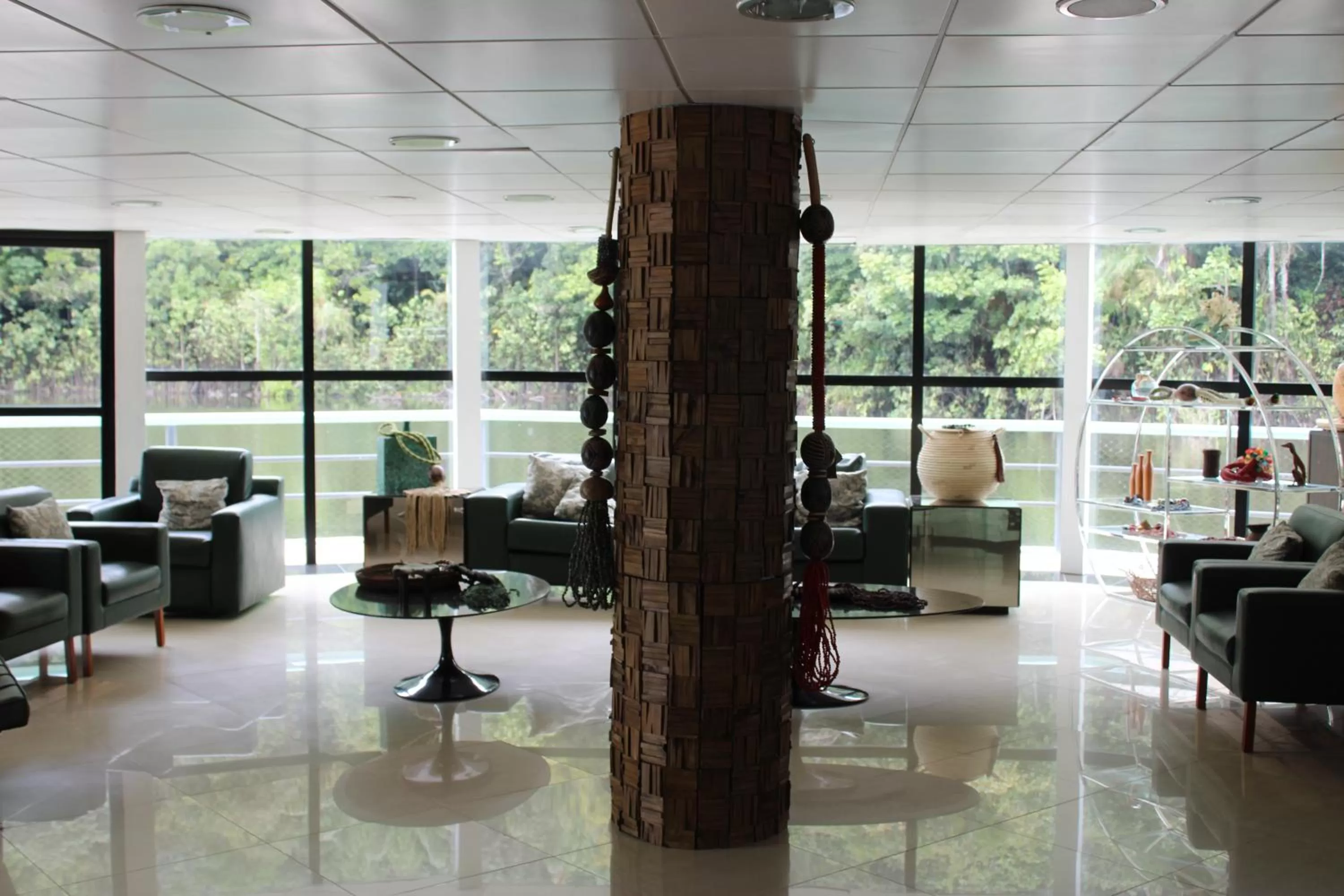 Lounge or bar in Uiara Amazon Resort