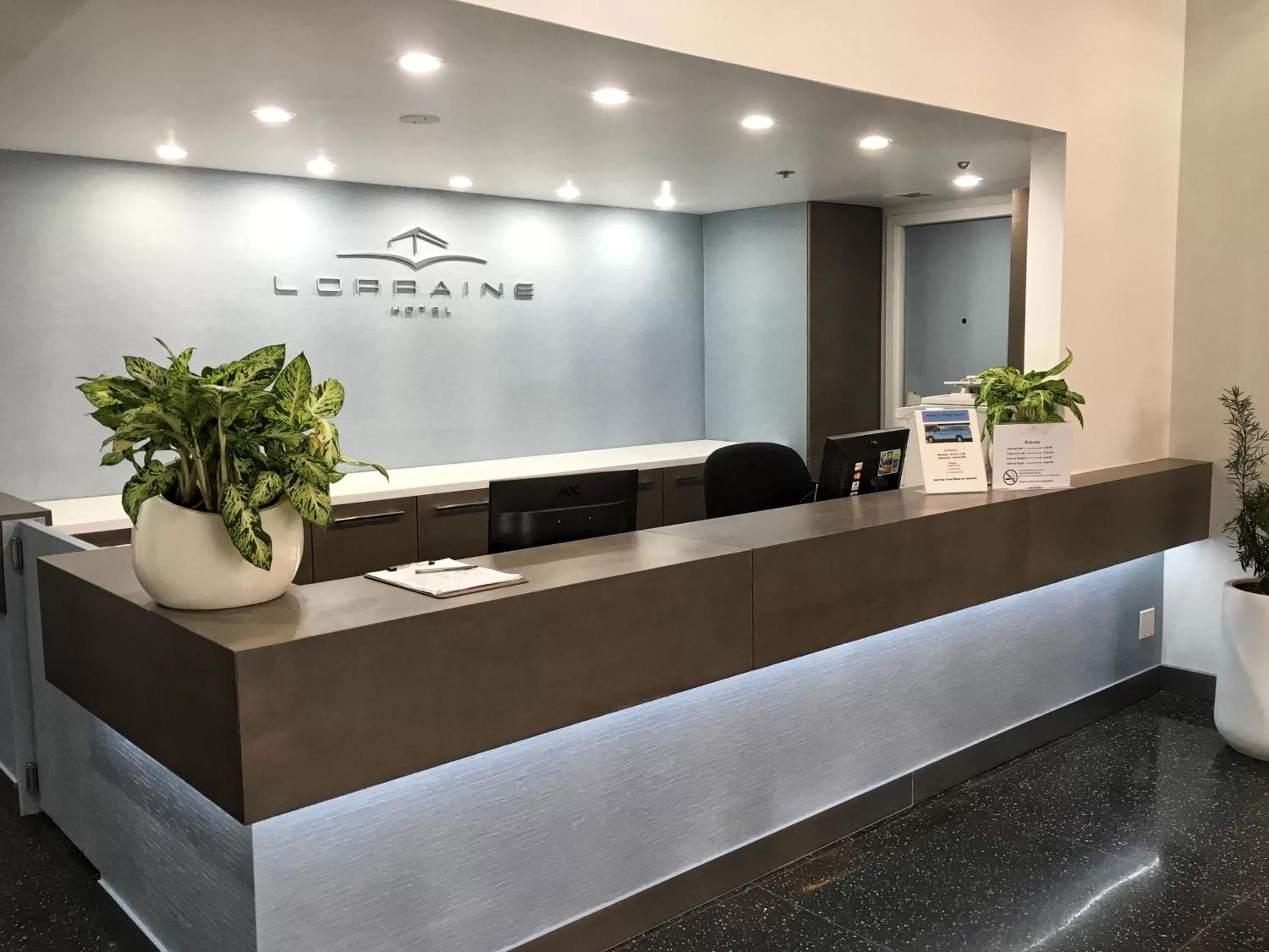 Lobby or reception in Lorraine Hotel