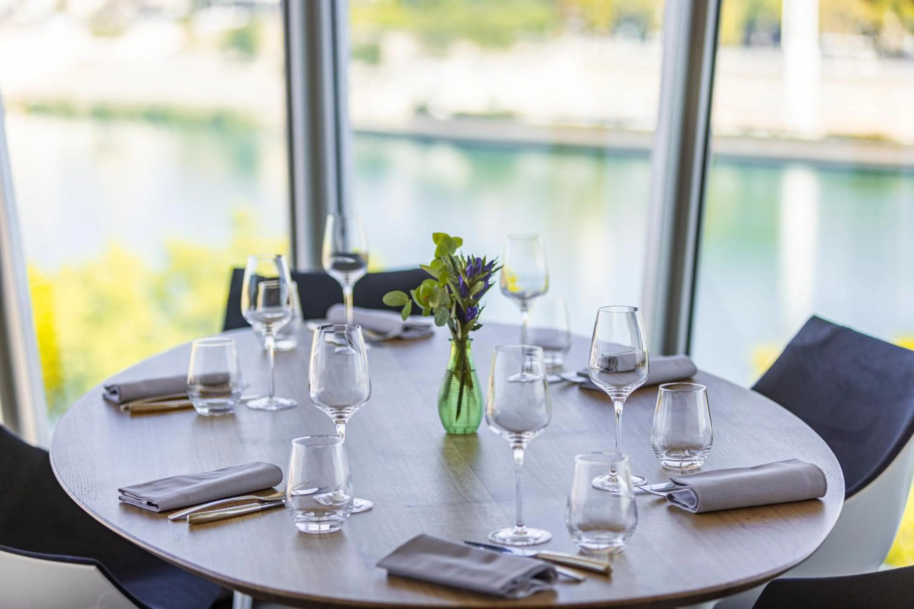 Restaurant/places to eat in Sofitel Lyon Bellecour