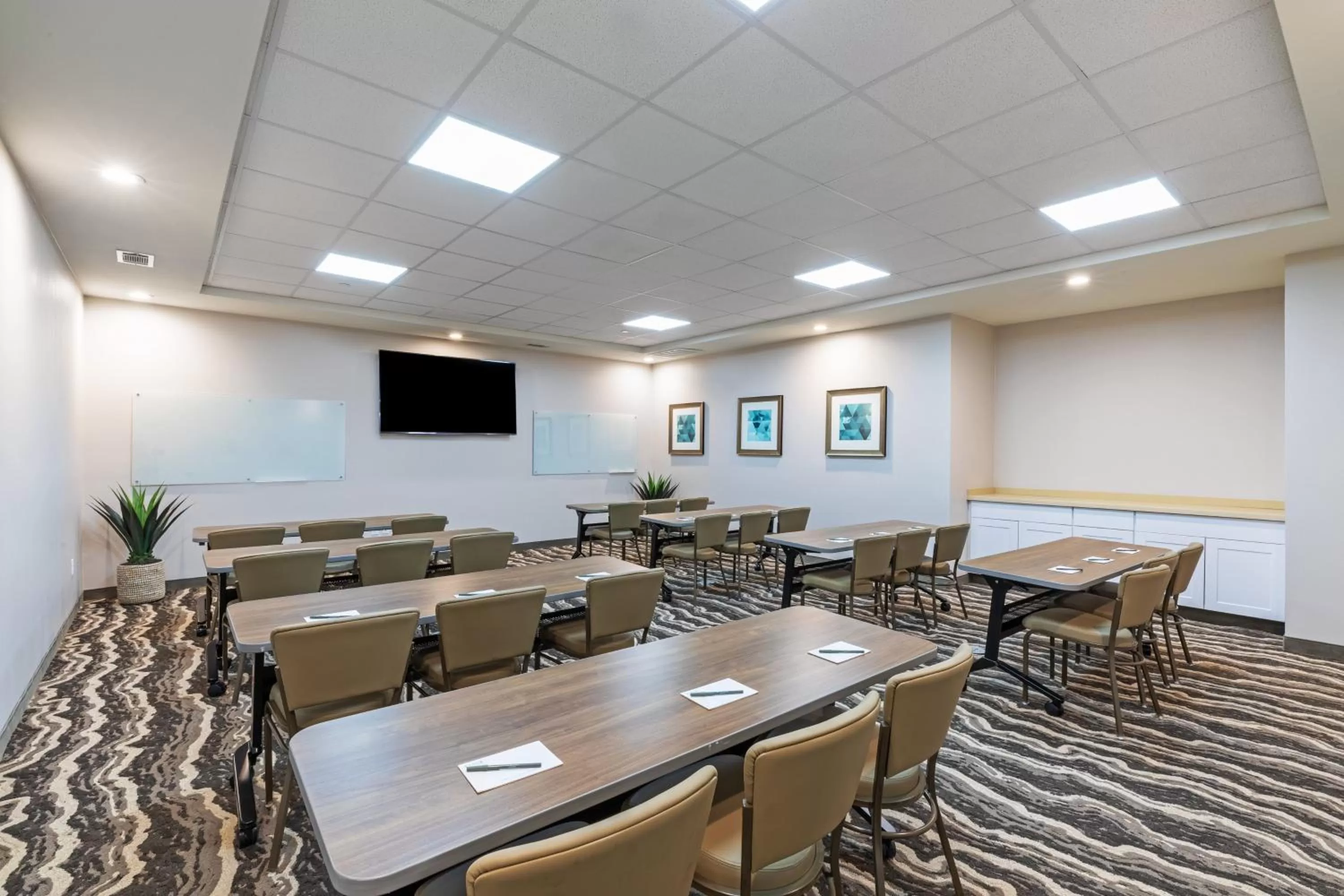 Meeting/conference room in Staybridge Suites - Houston IAH Airport East by IHG