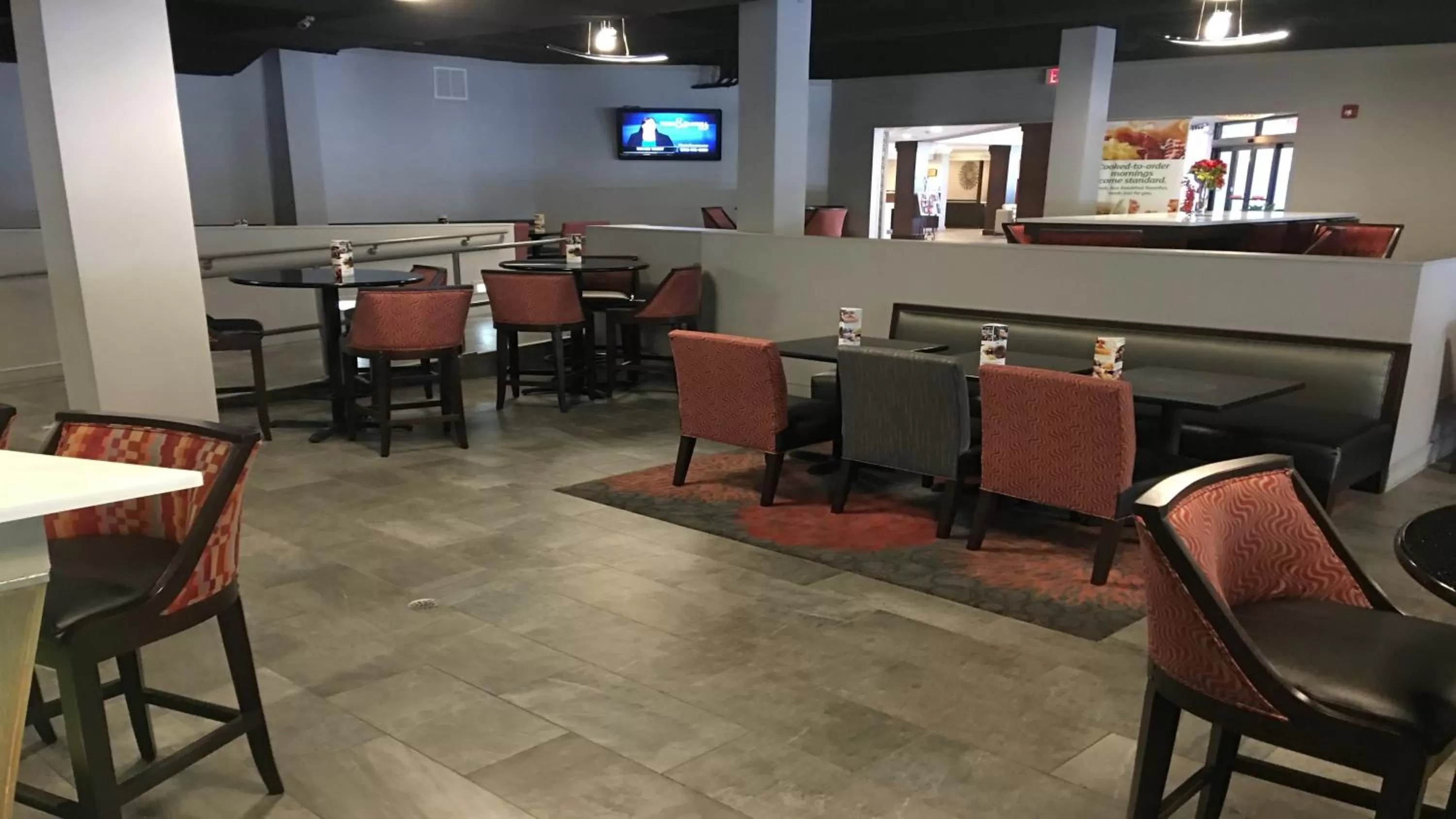 Restaurant/places to eat in Holiday Inn Mobile West I-10 by IHG