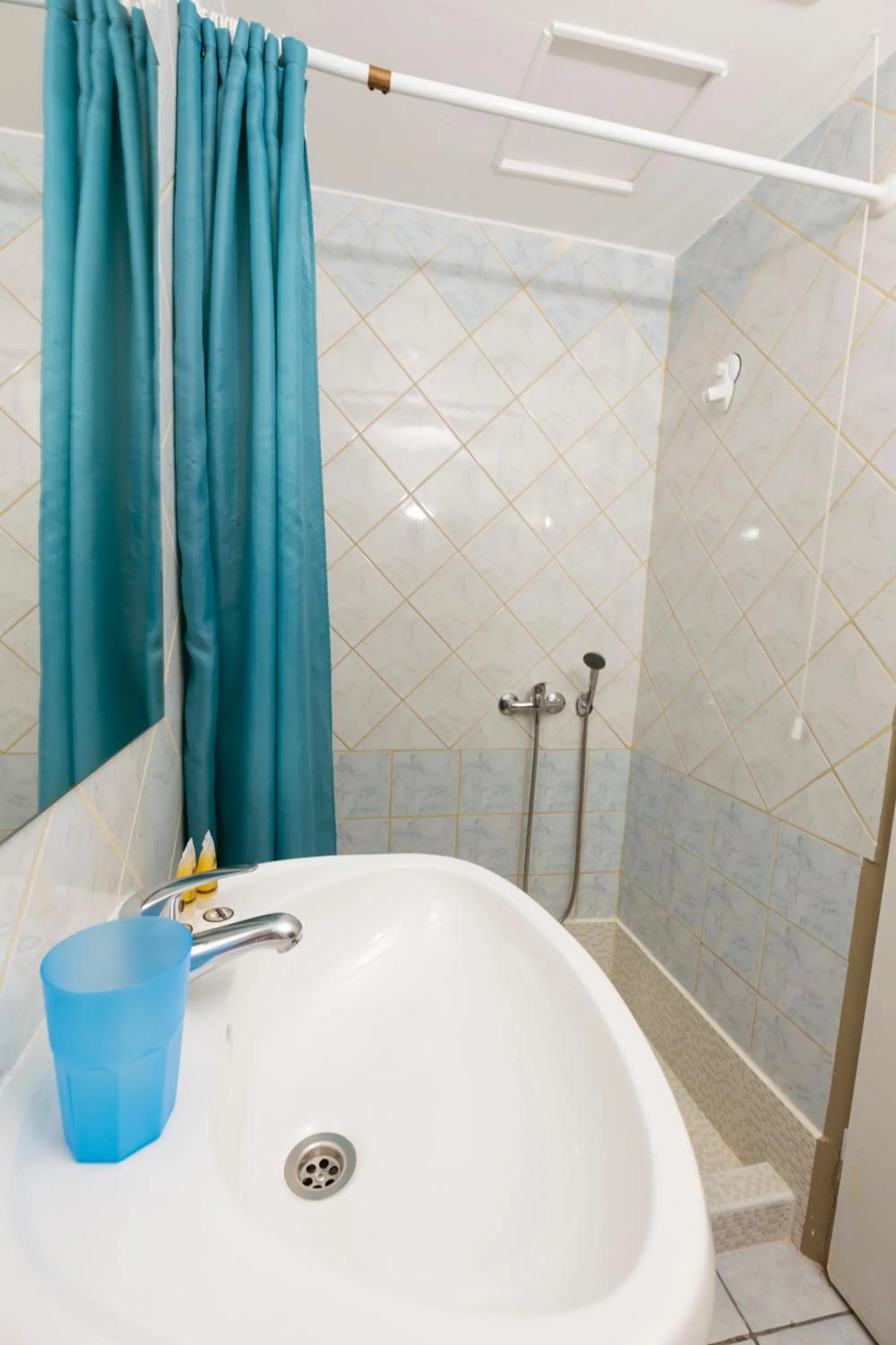 Property building in Filon