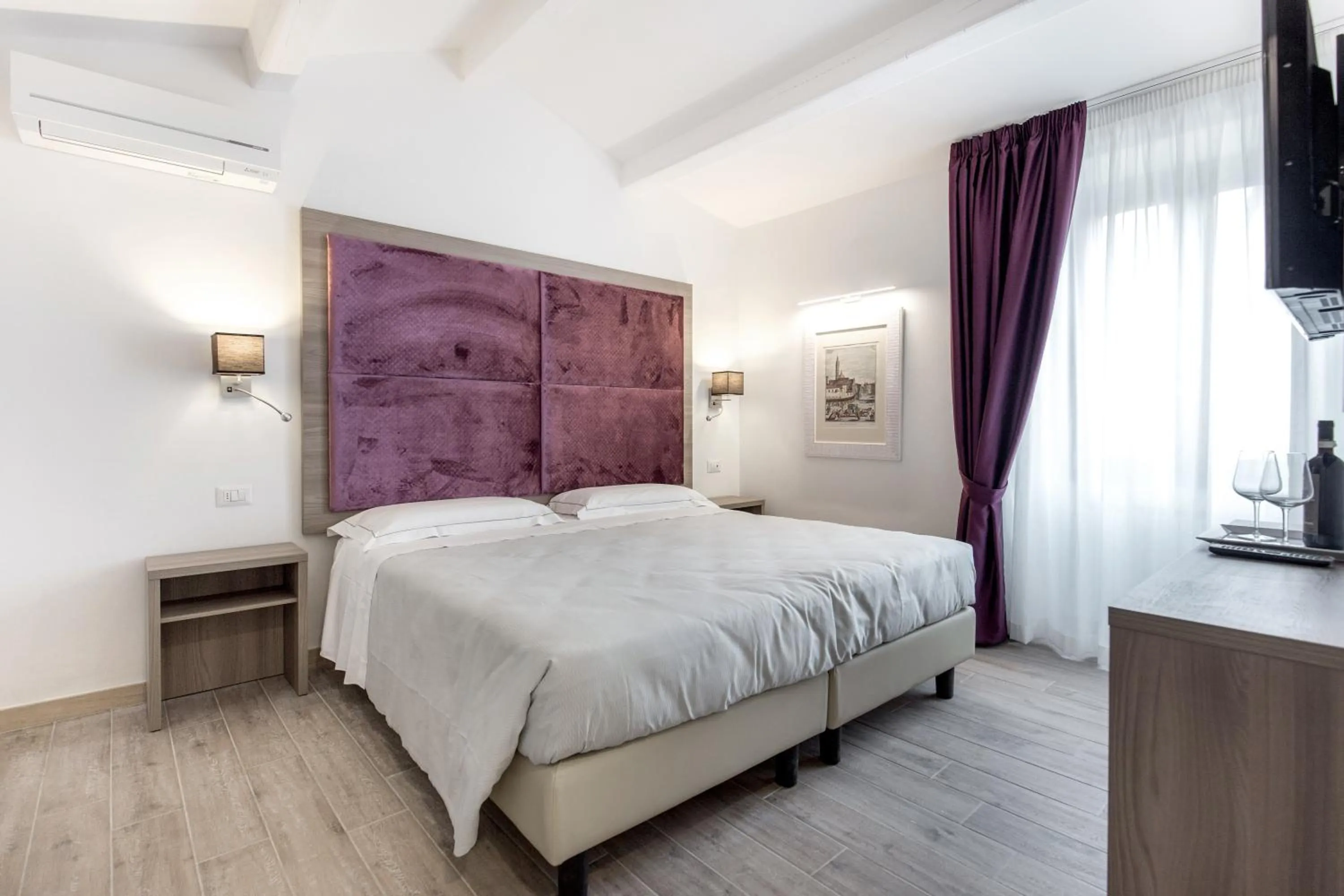 Photo of the whole room, Bed in Apollo Guest House