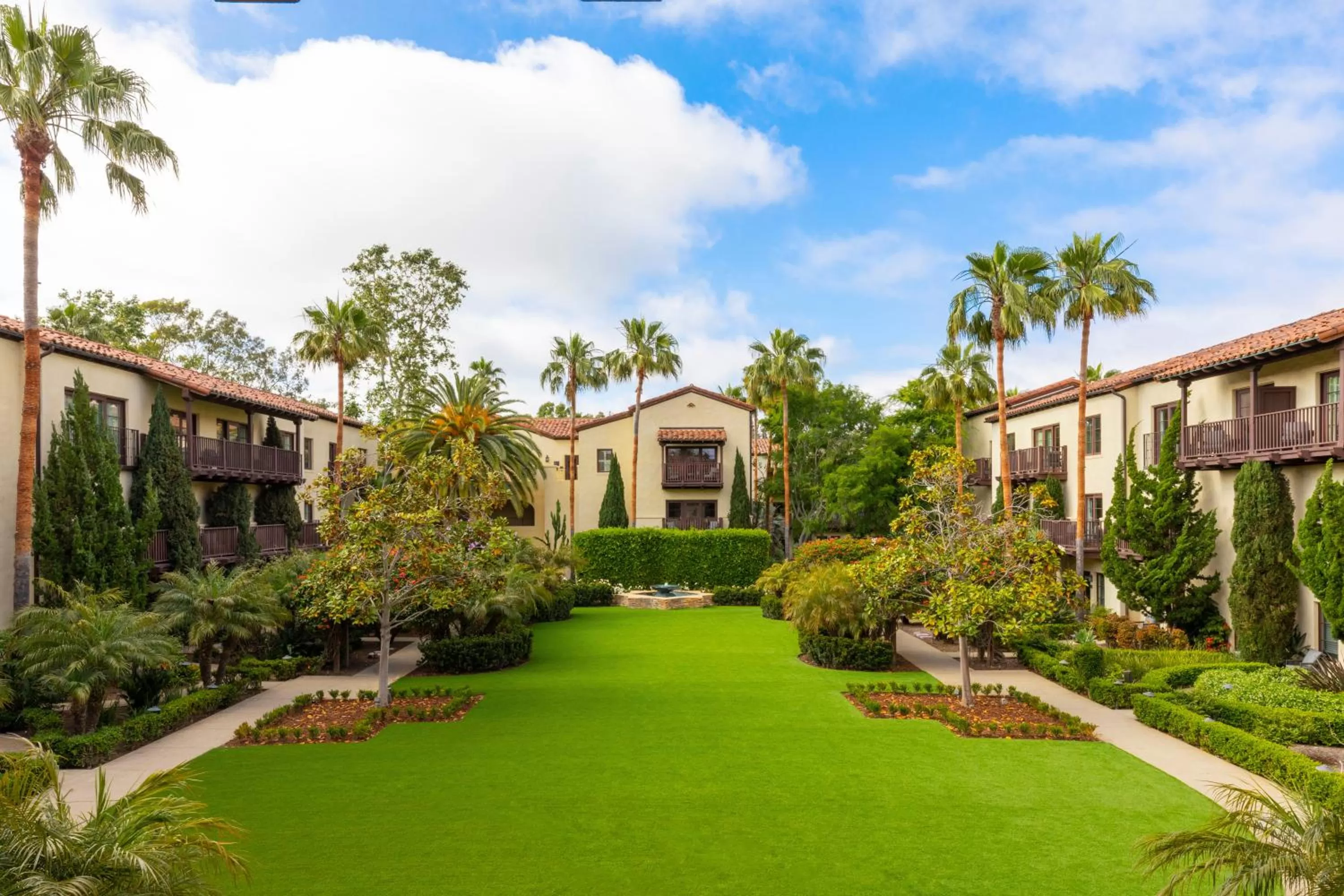 Garden in Estancia La Jolla Hotel & Spa