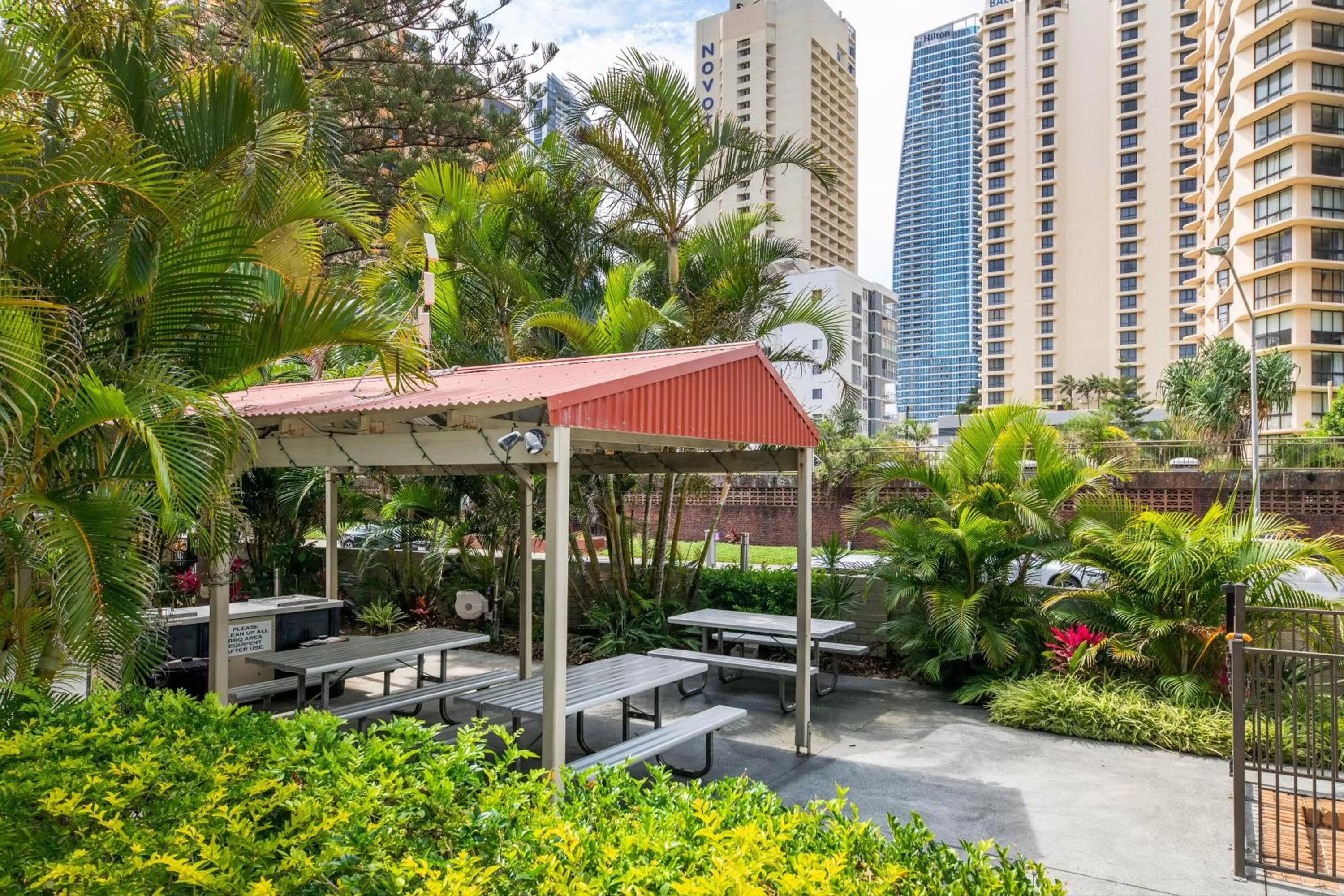 Property building in Trickett Gardens Holiday Inn