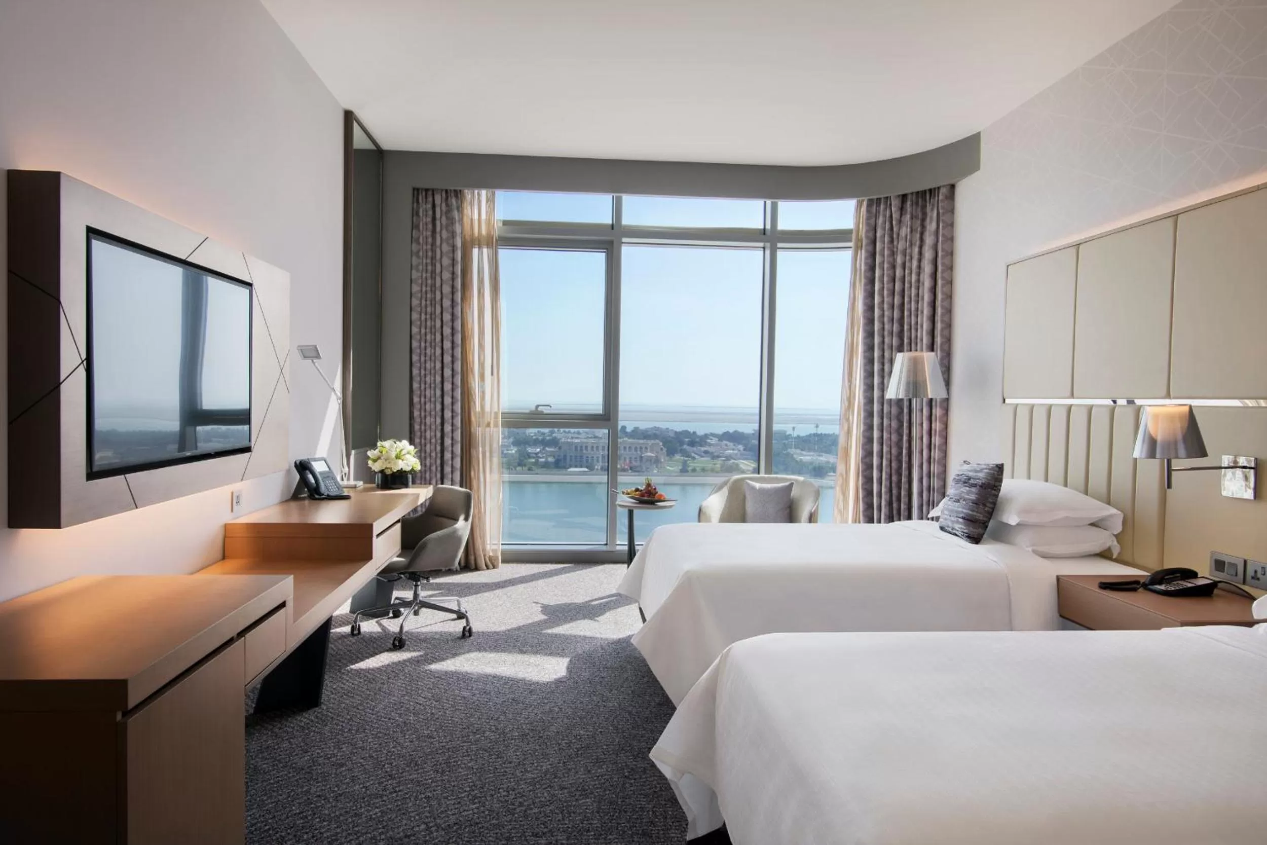 Bedroom, Bed in Pearl Rotana Capital Centre