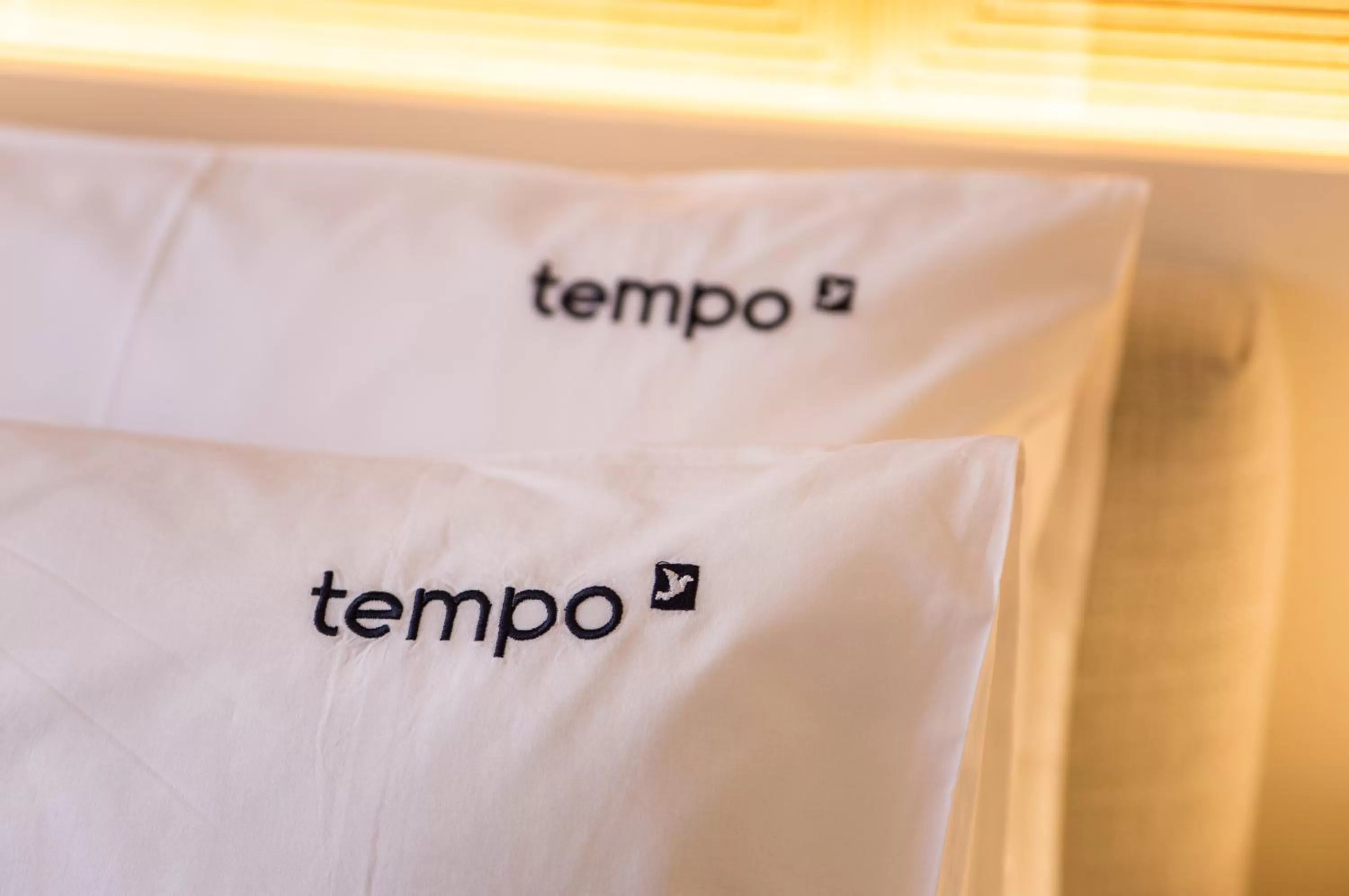 Decorative detail, Bed in Tempo FLH Hotels Lisboa
