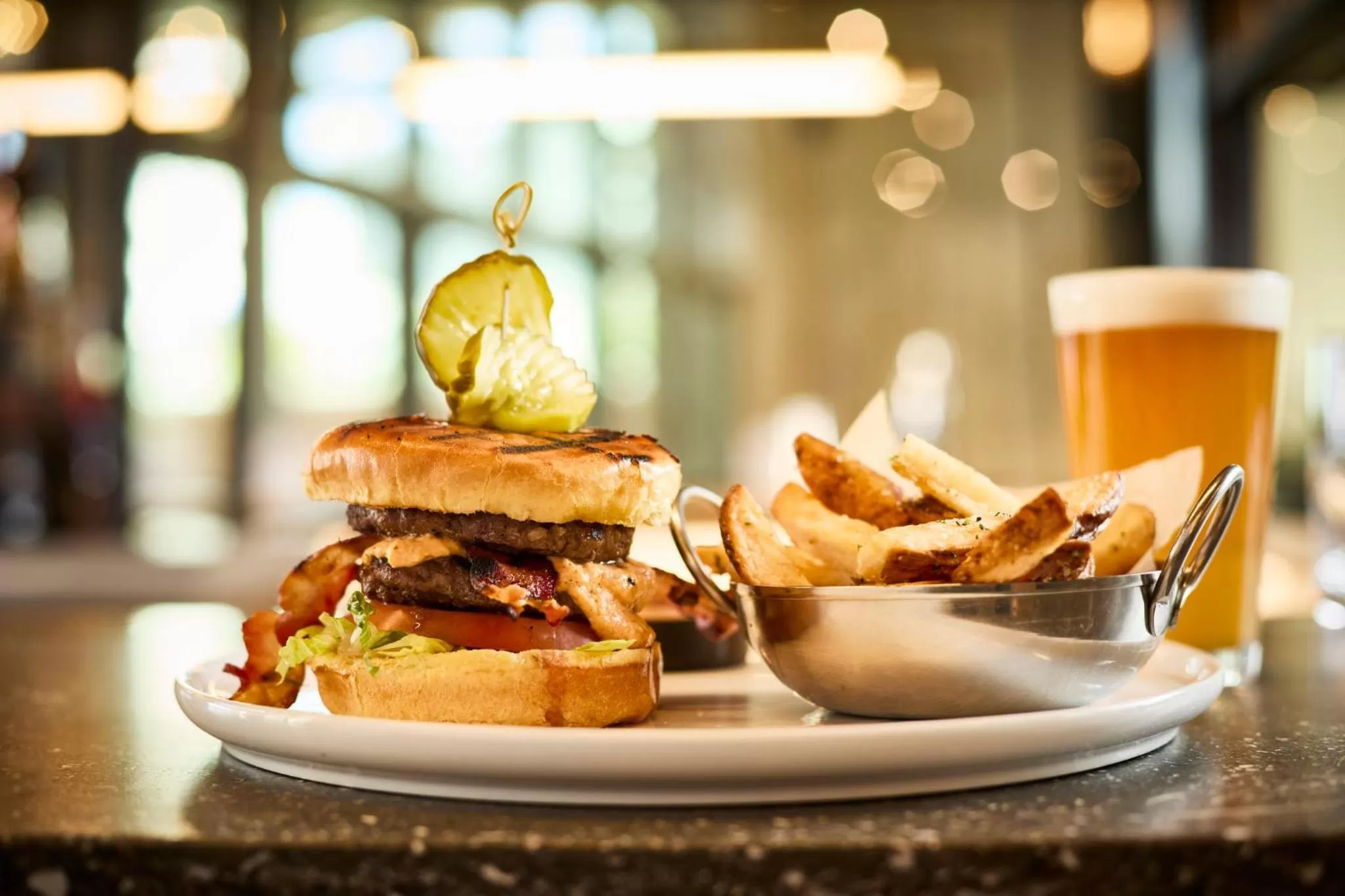 Restaurant/places to eat in Archer Hotel Tysons