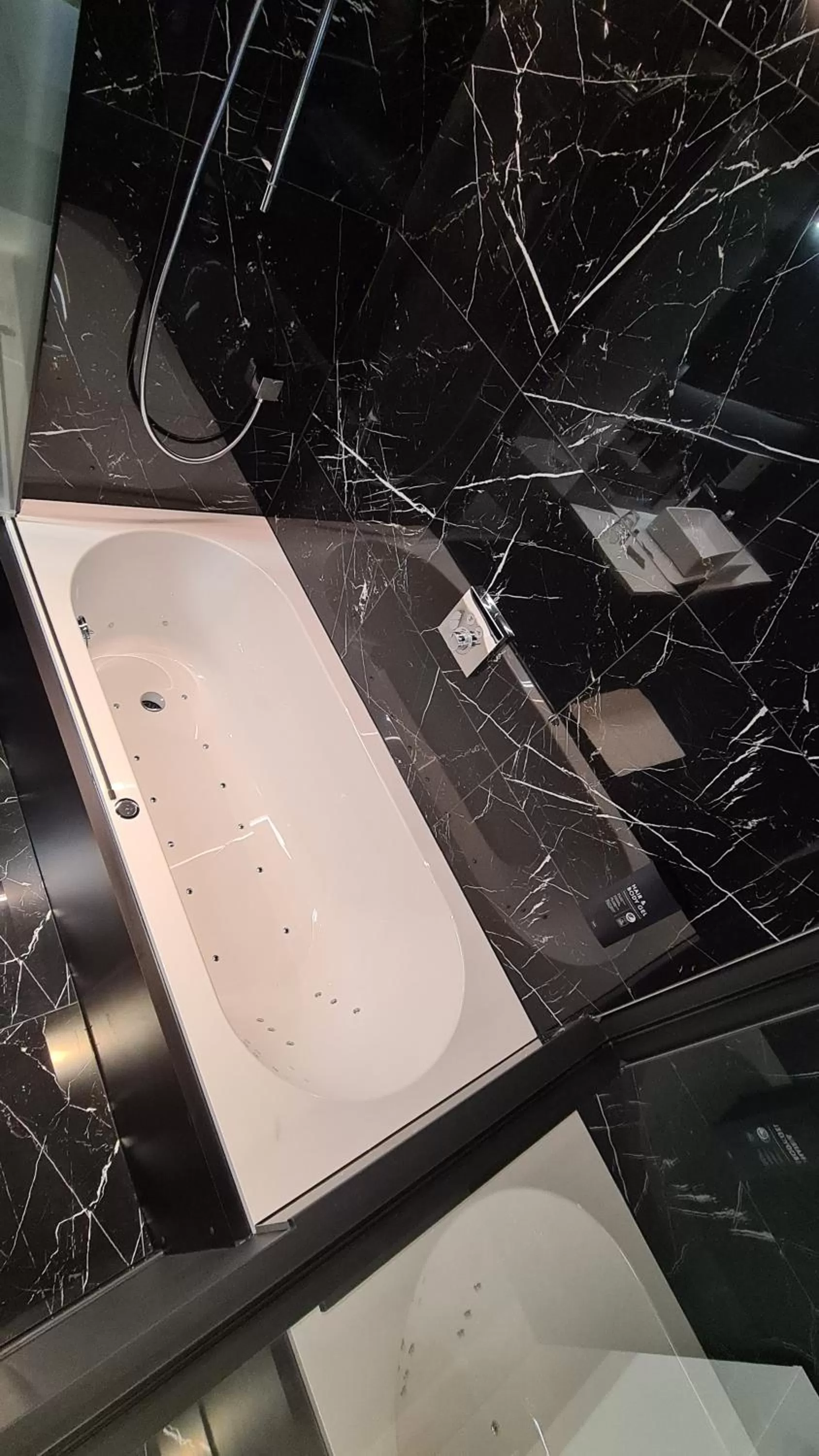 Boutique Hôtel, La Cour de la Reine, Rooftop & Bistronomique Restaurant