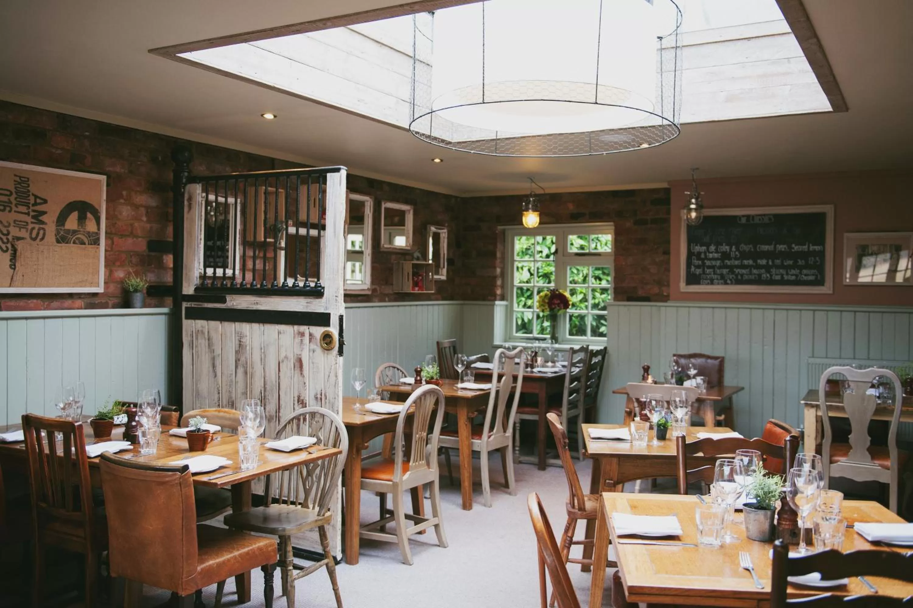 Restaurant/places to eat in The Bunk Inn