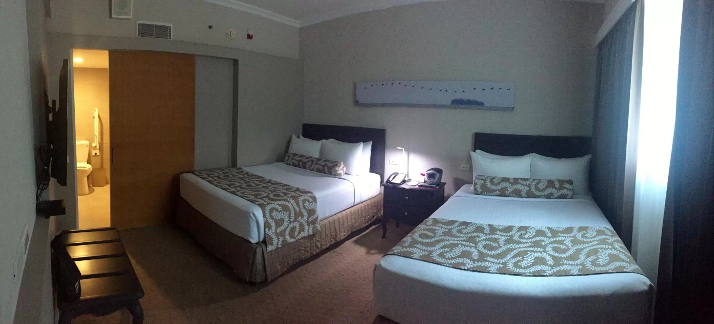 Photo of the whole room, Bed in Crowne Plaza Managua by IHG
