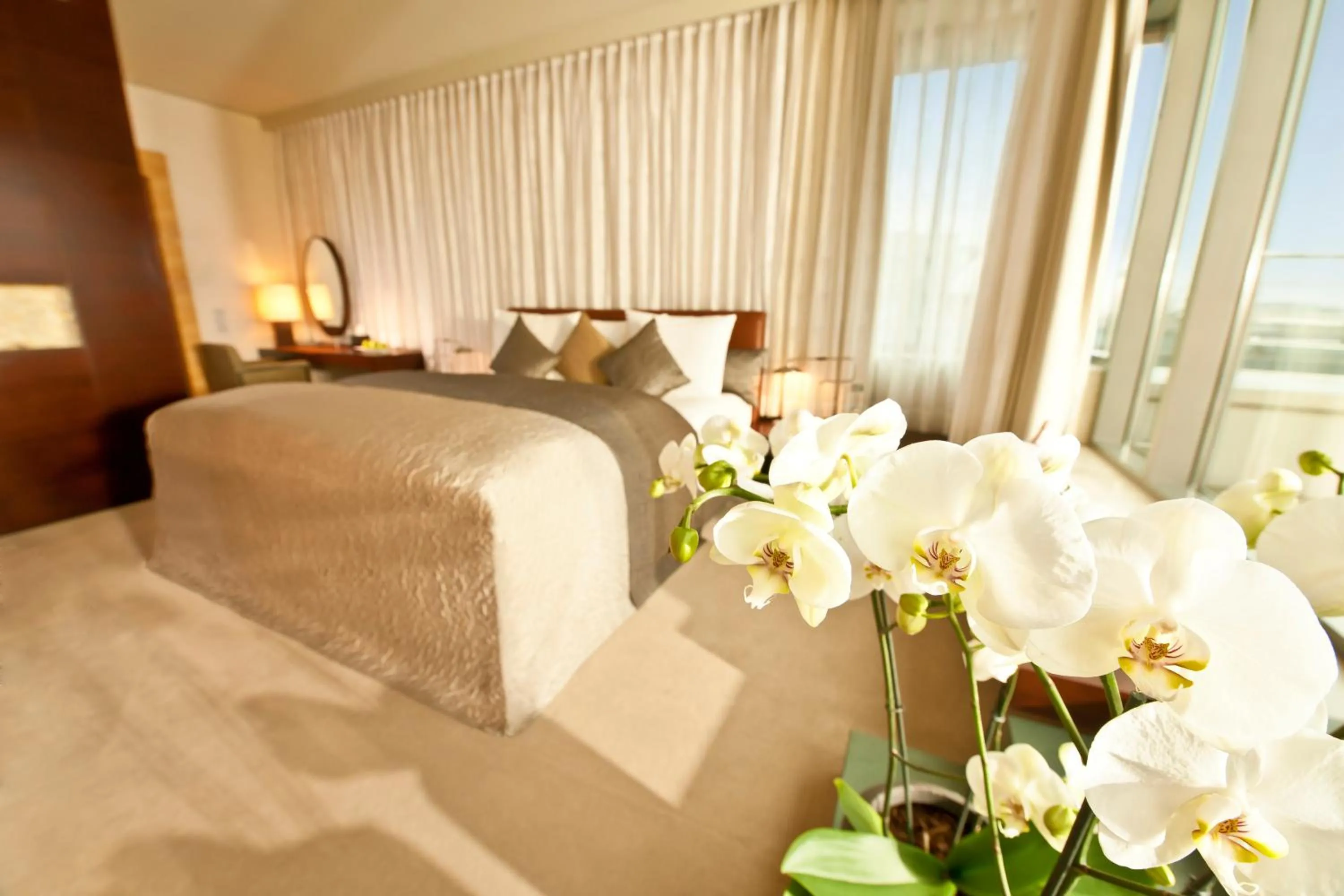 Bed in Dorint Hotel am Heumarkt Köln