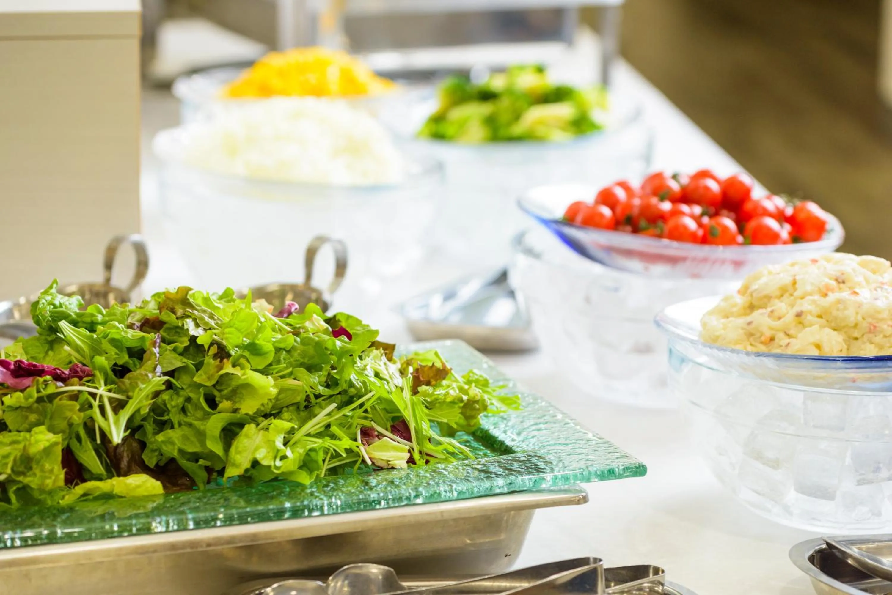 Breakfast in SureStay Plus Hotel by Best Western Shin-Osaka