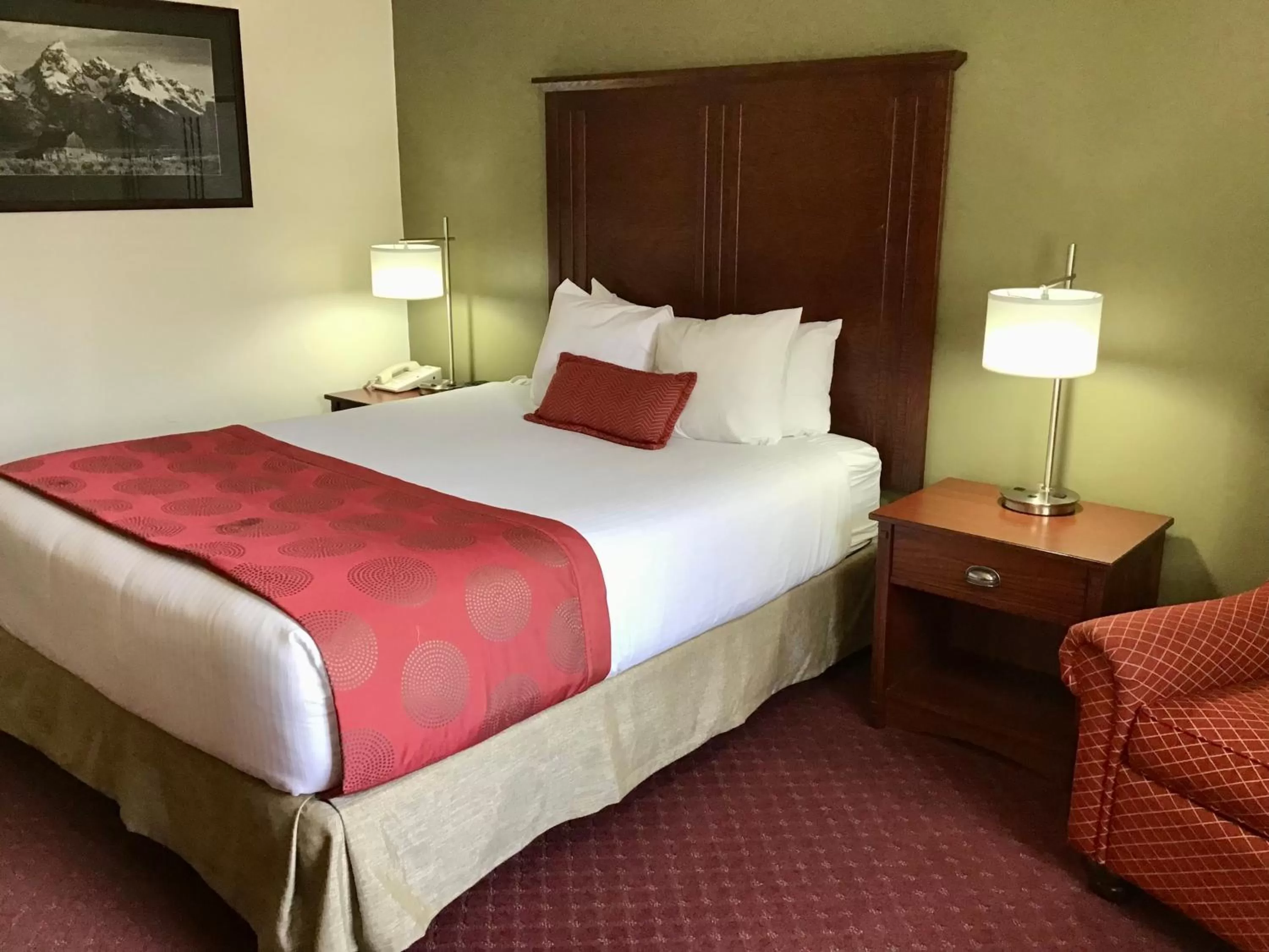 Photo of the whole room, Bed in Baymont by Wyndham Bozeman