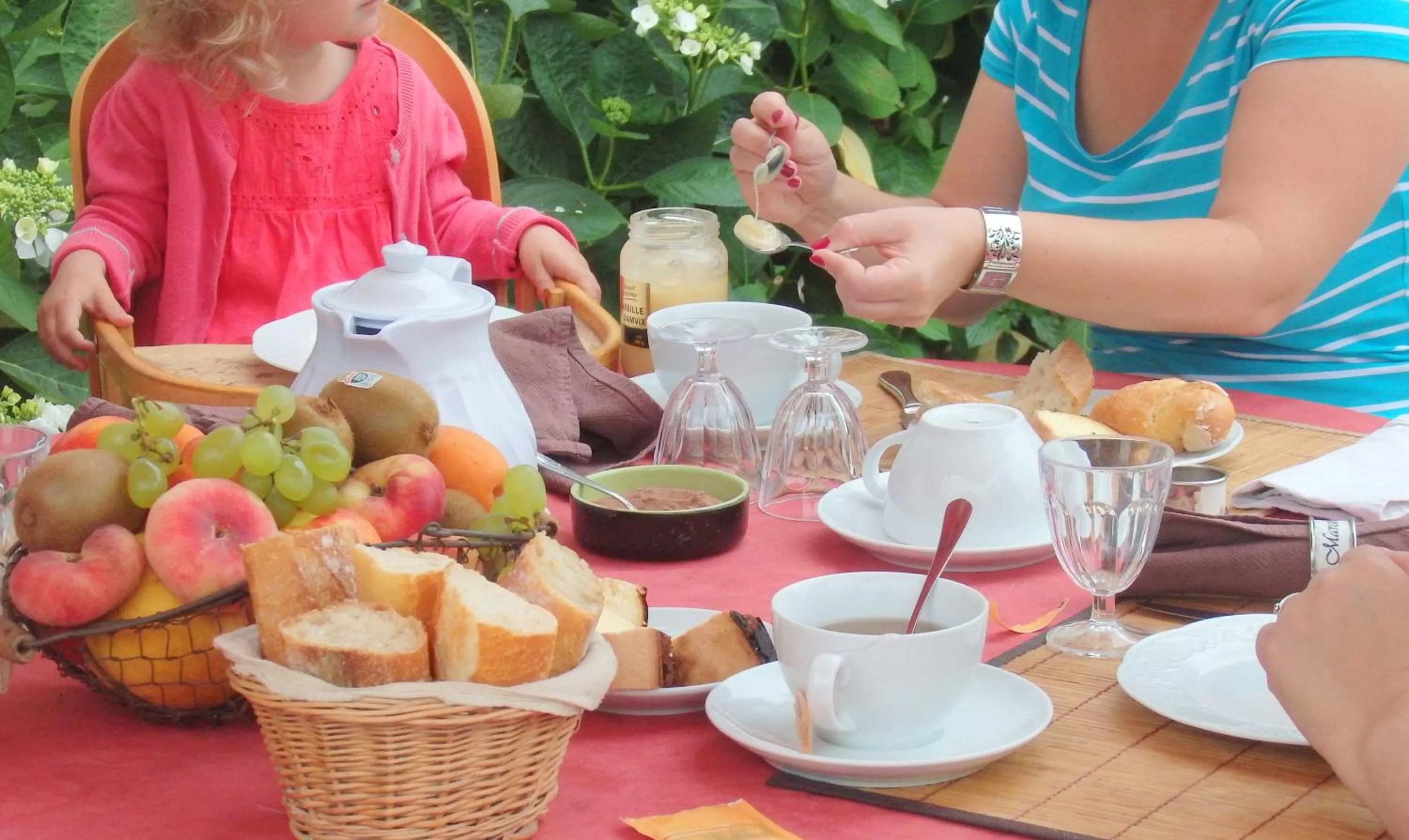 Continental breakfast in Chambres d'Hôtes Le Tilleul
