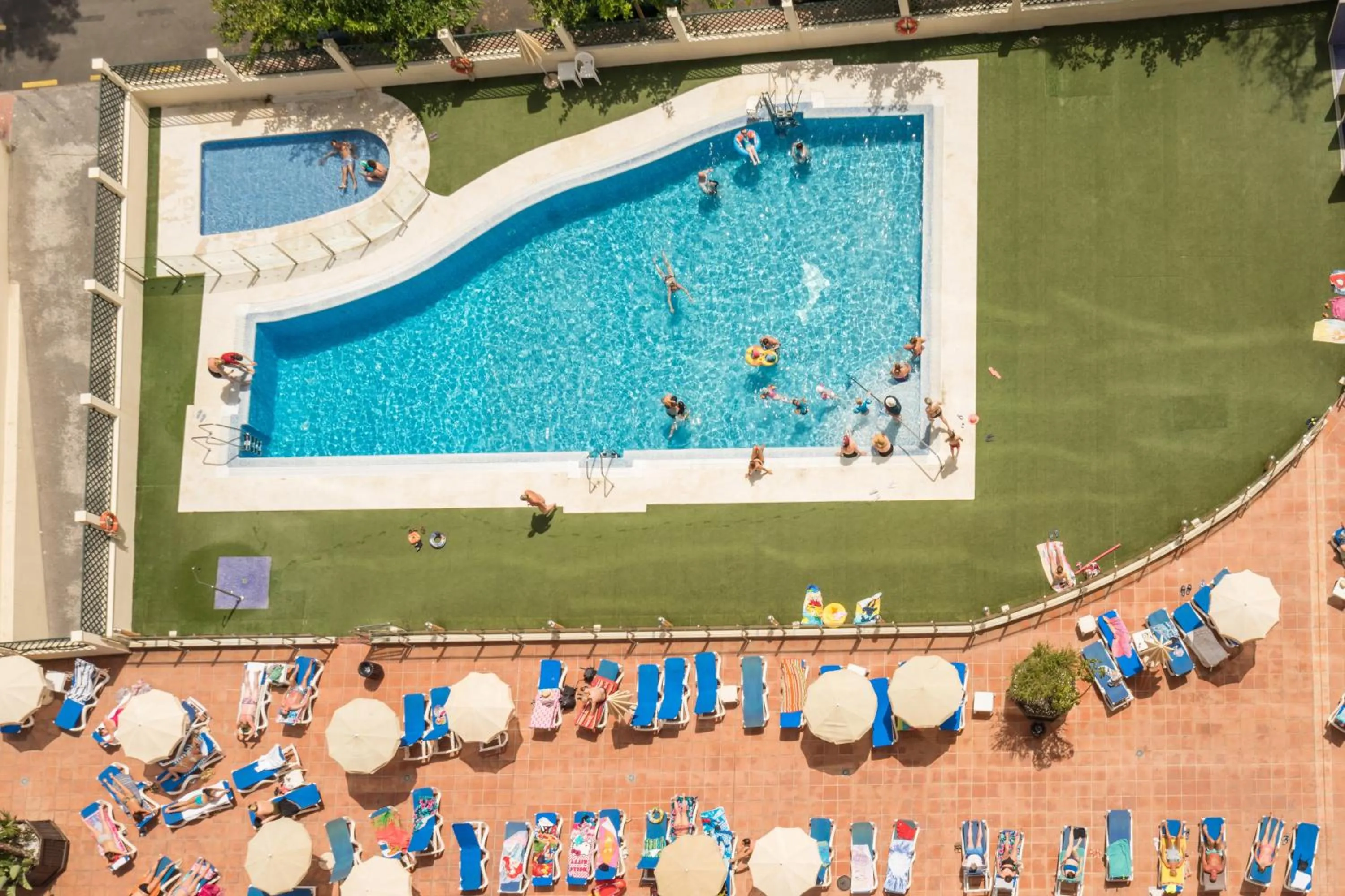 Swimming pool in Pierre & Vacances Benalmádena Príncipe
