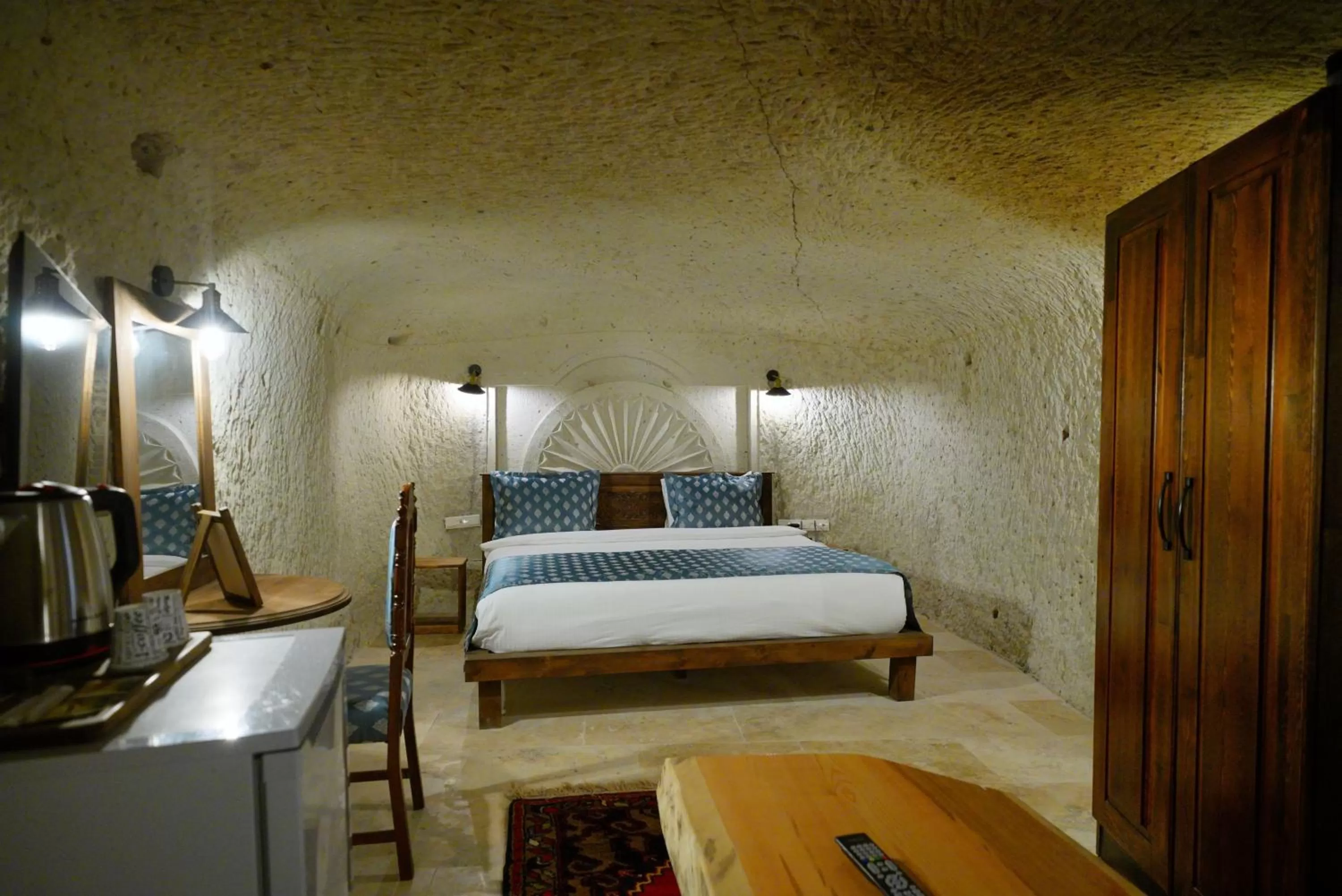 Bedroom, Bed in Cappadocia Nar Cave House & Swimming Pool