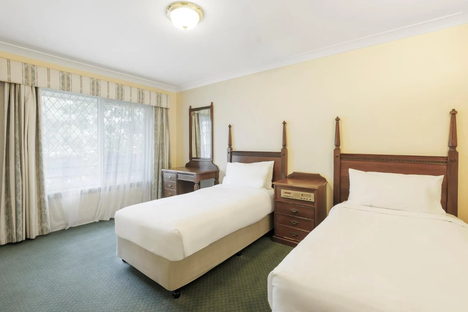 Bed in Elizabethan Lodge