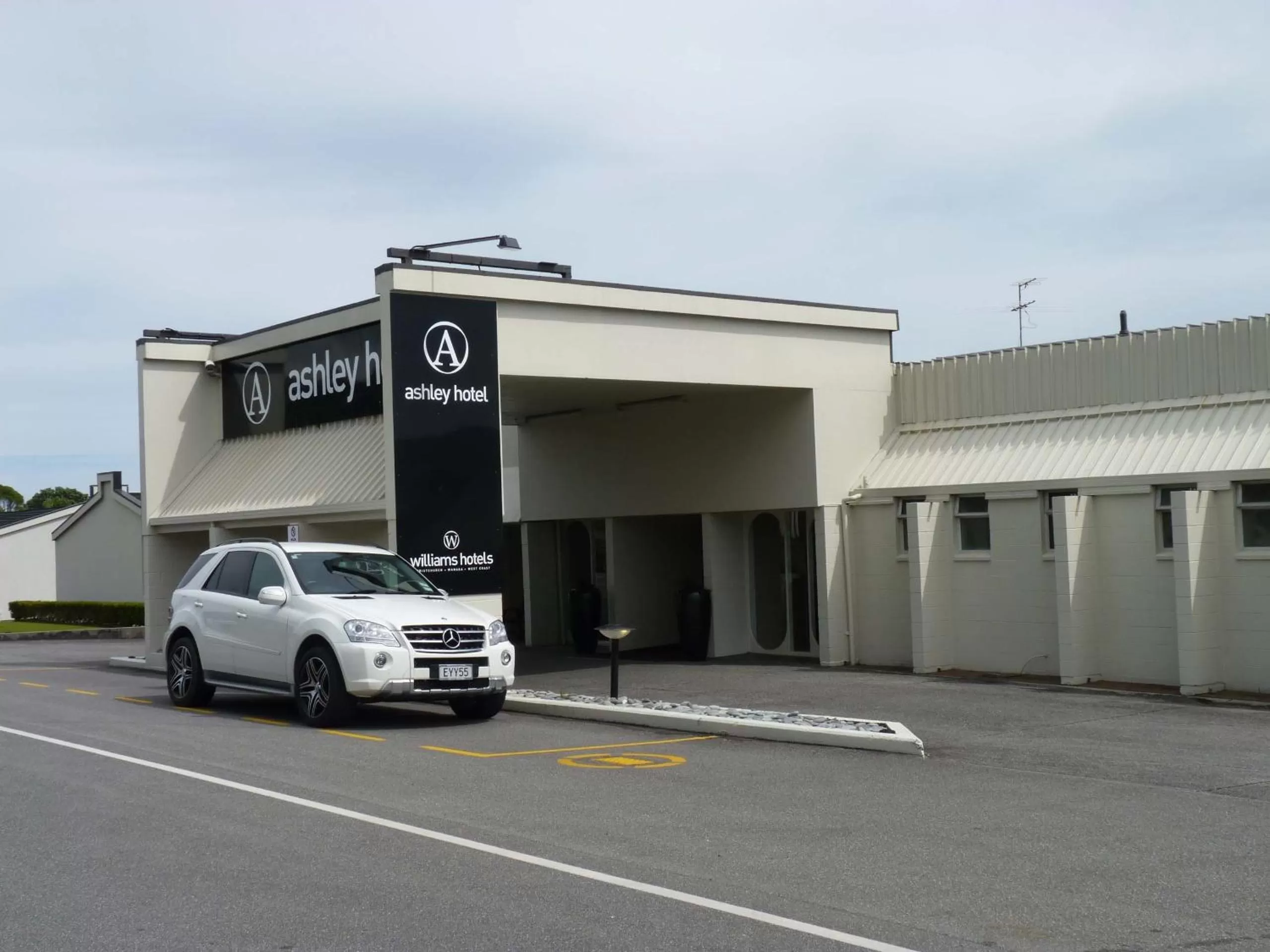 Facade/entrance in The Ashley Hotel Greymouth