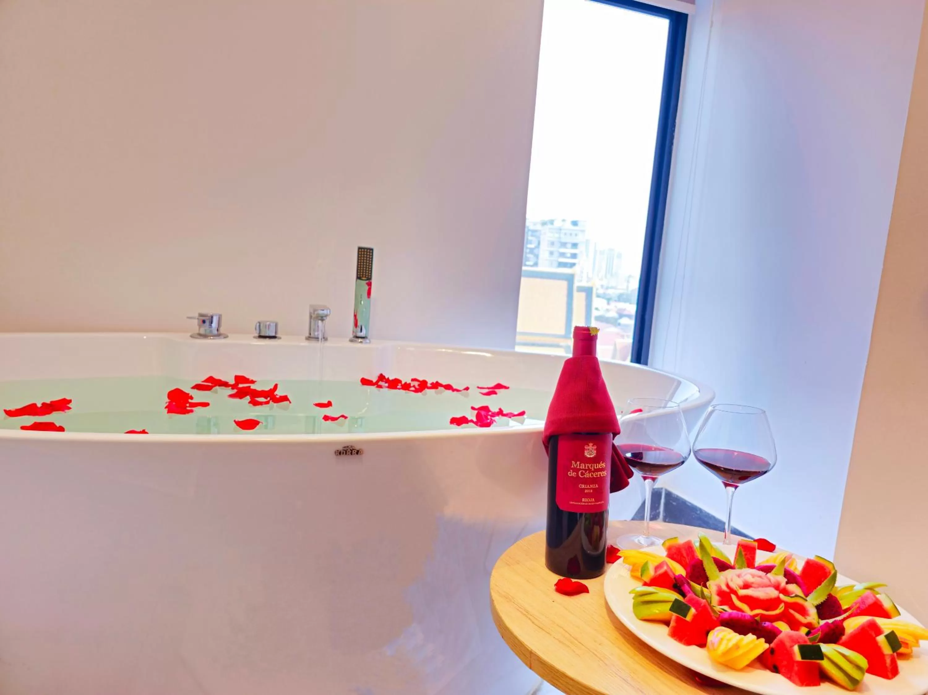 Bath in Le Botum Hotel