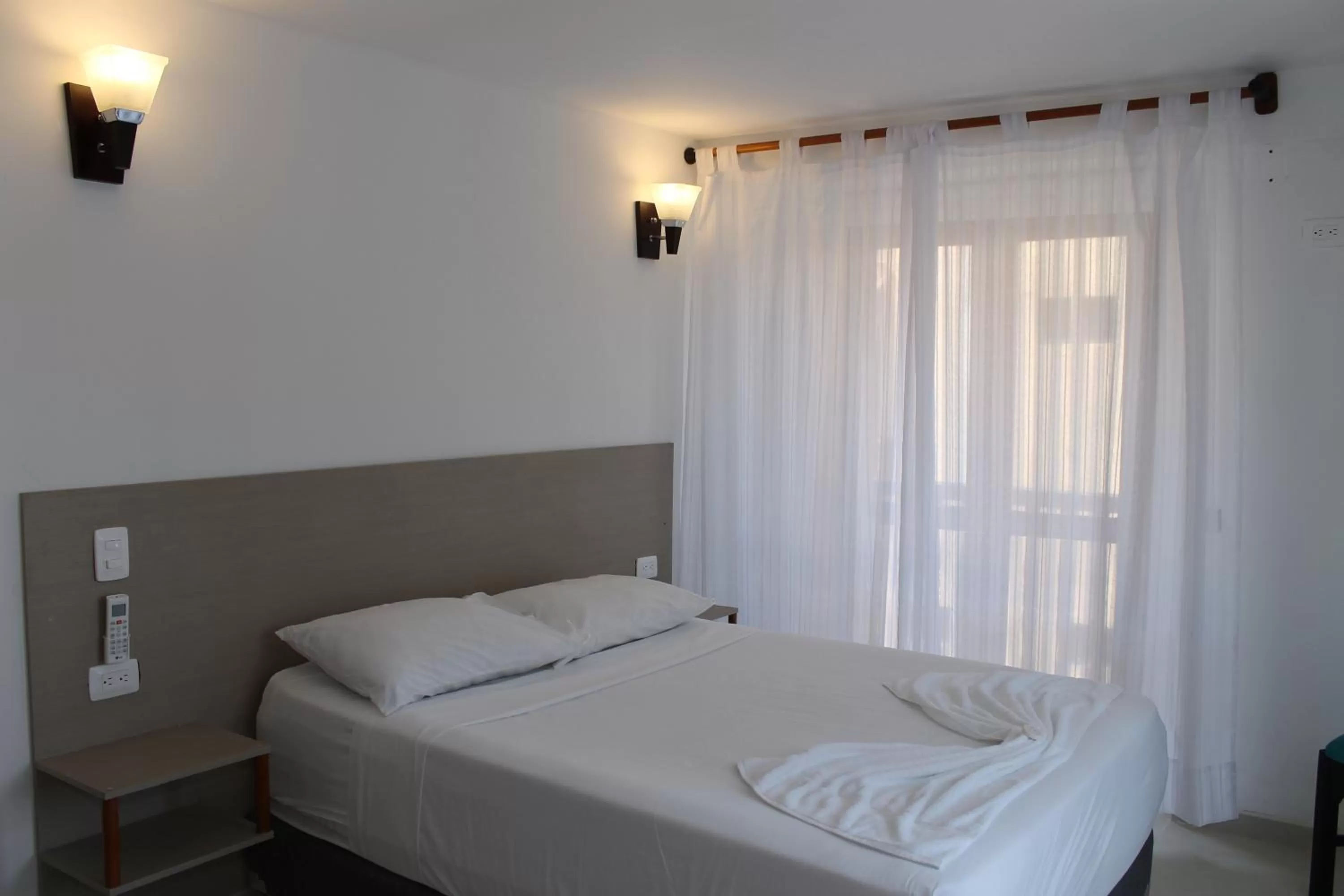 Bedroom, Bed in Akel House Hotel