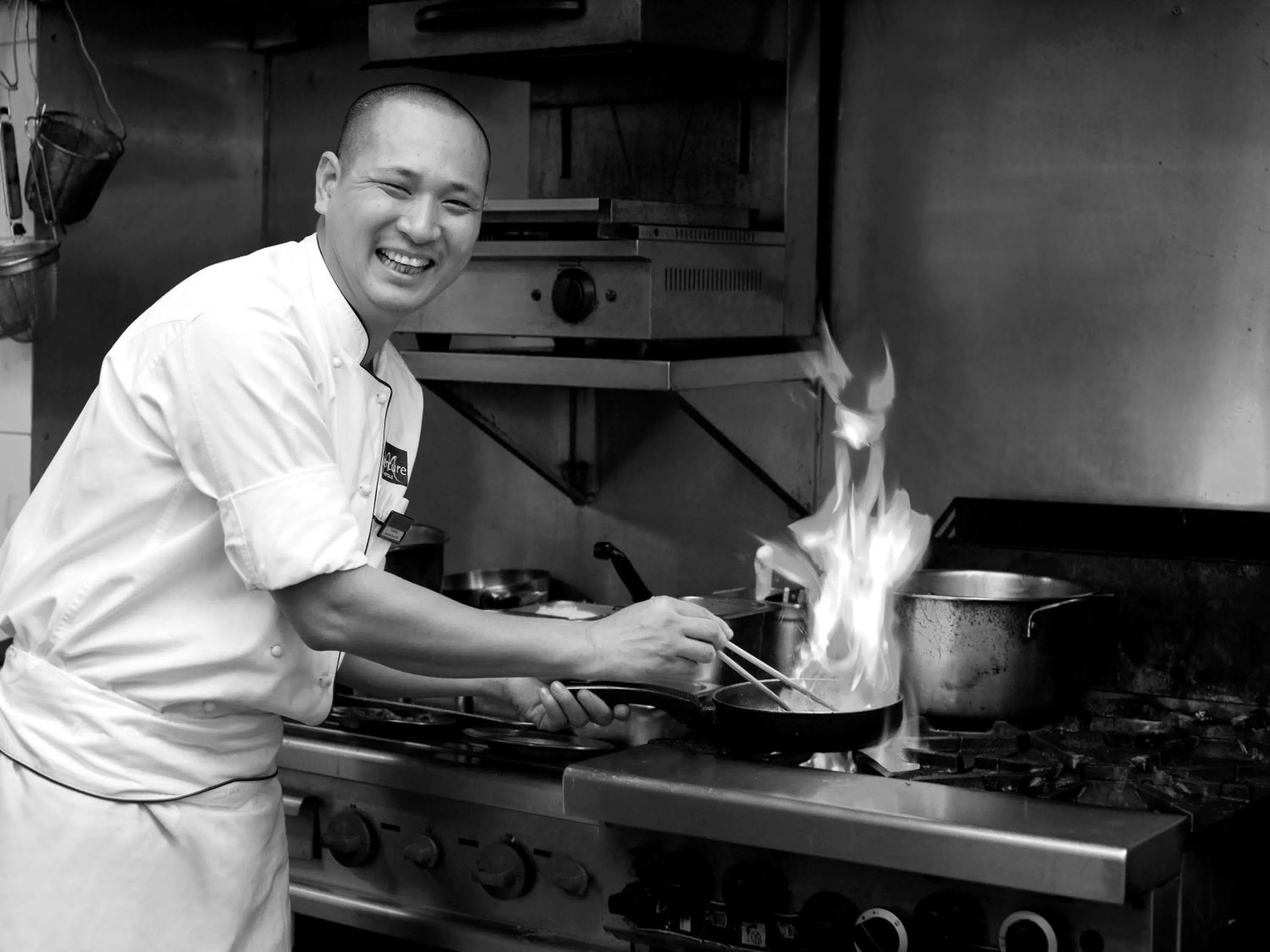 Restaurant/places to eat in Mercure Hanoi La Gare Hotel