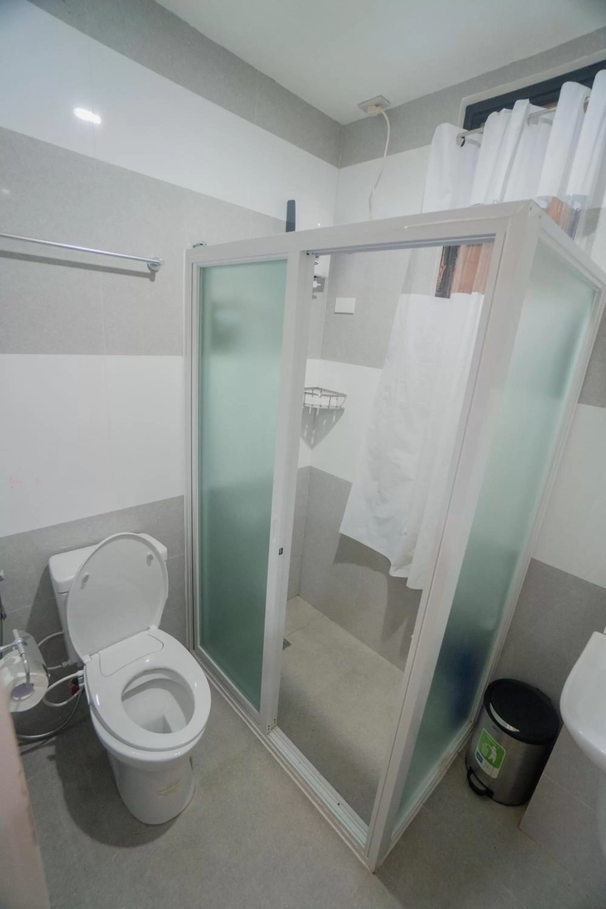 Toilet in Skylodge Resort