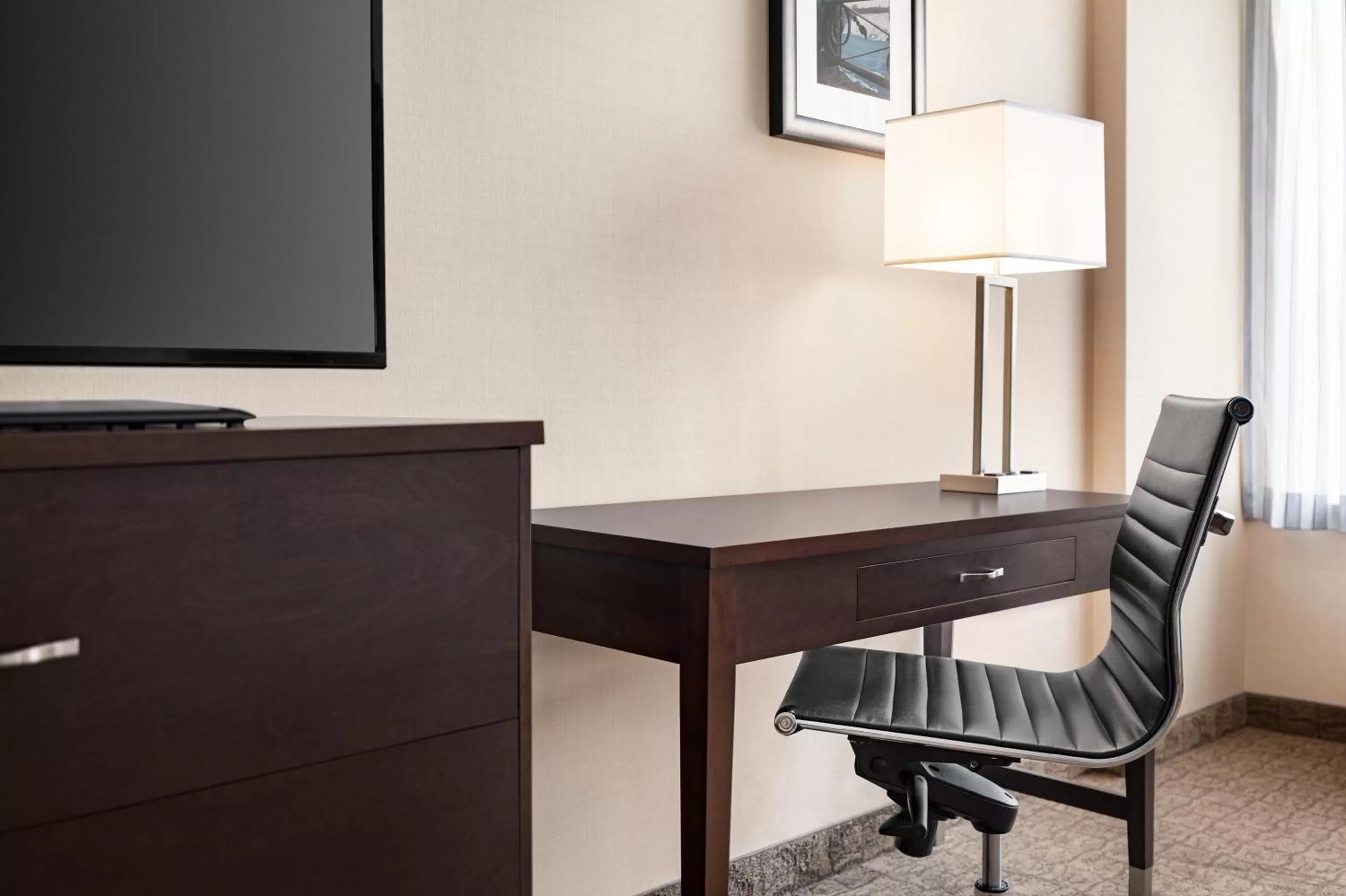 Seating area in Wyndham Garden Niagara Falls Fallsview