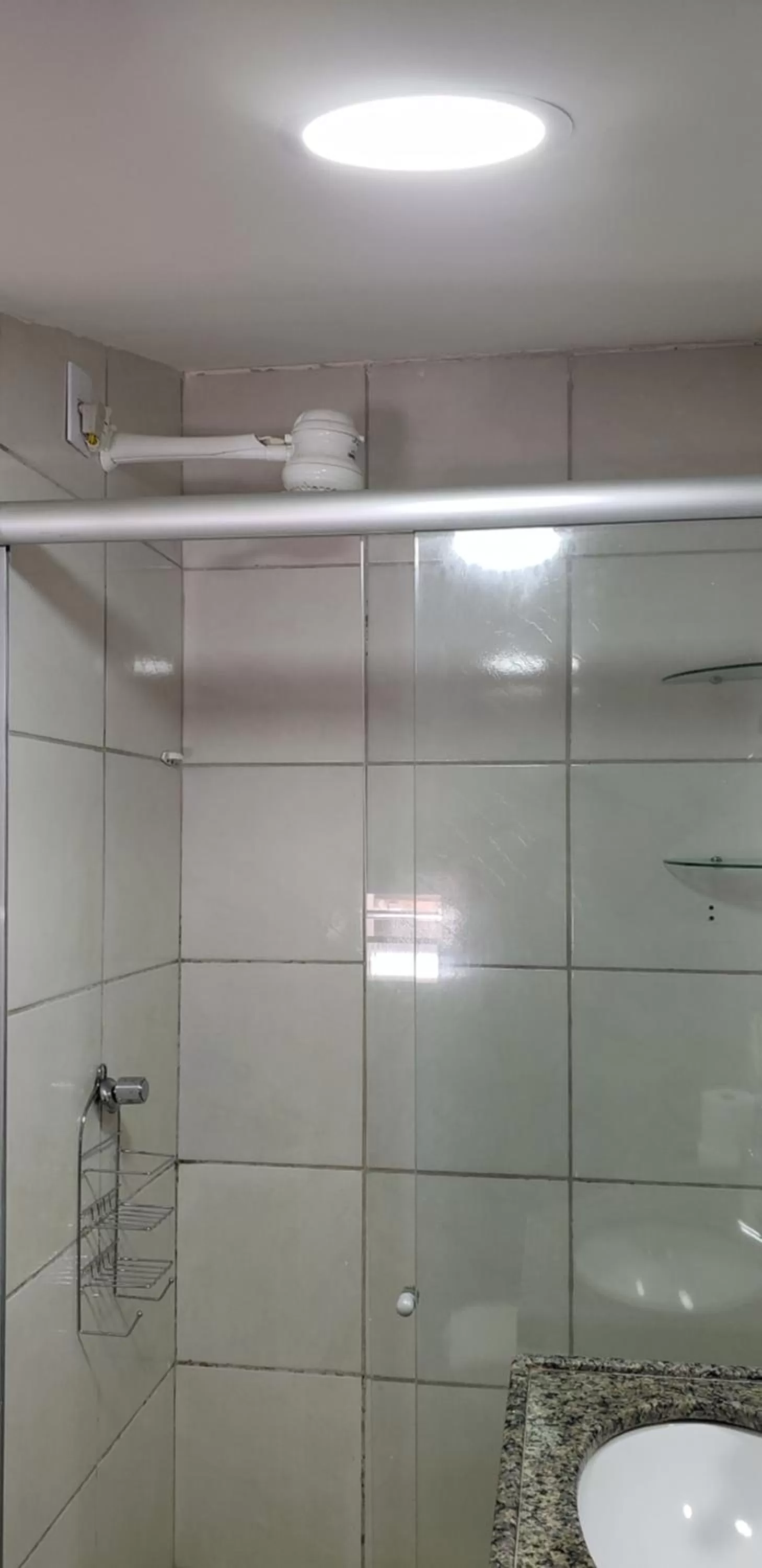 Bathroom in LIVE IN FORTALEZA HOTEL