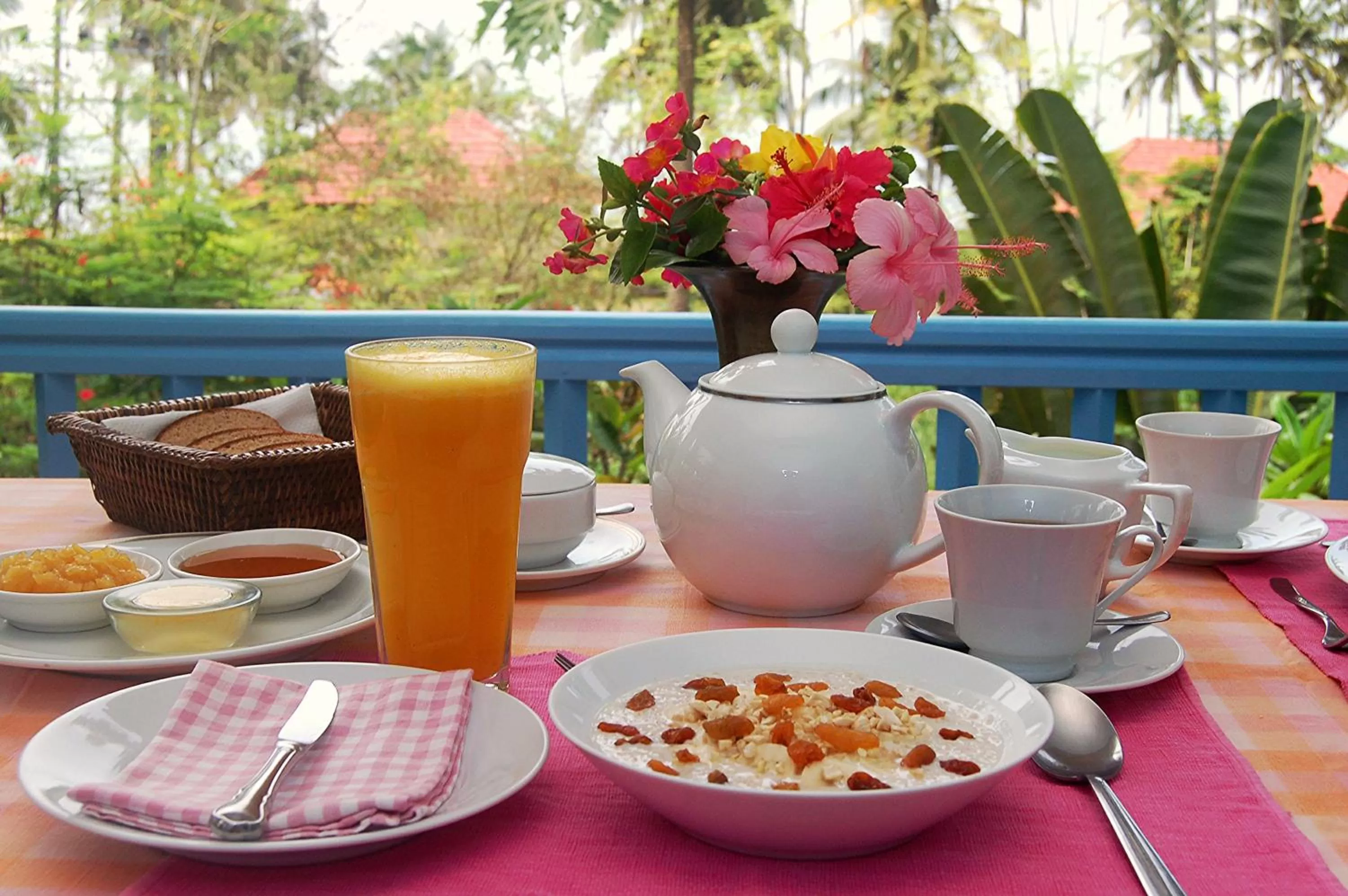 Food and drinks in Villa Jacaranda