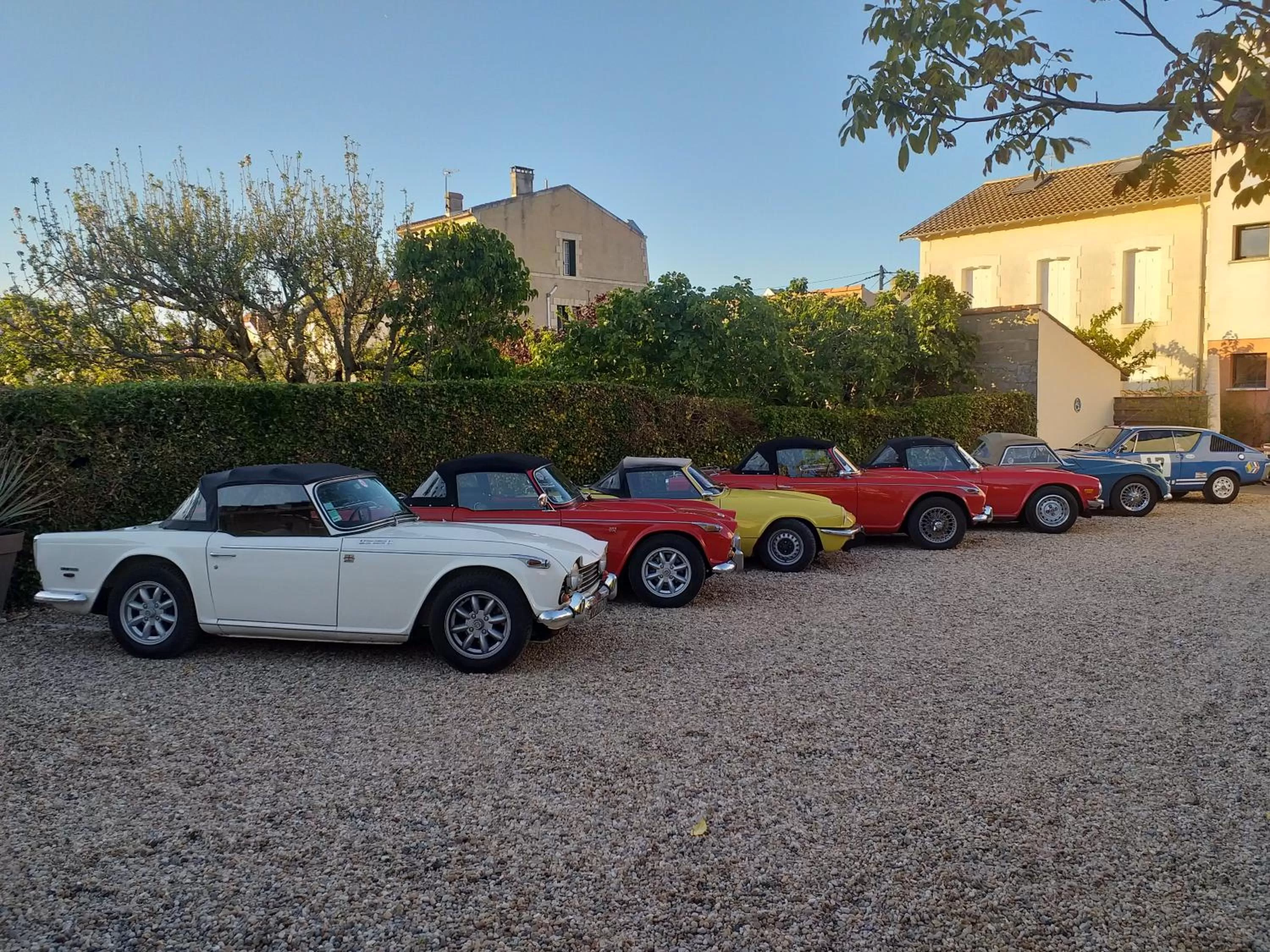 People in Hôtel Le Printemps