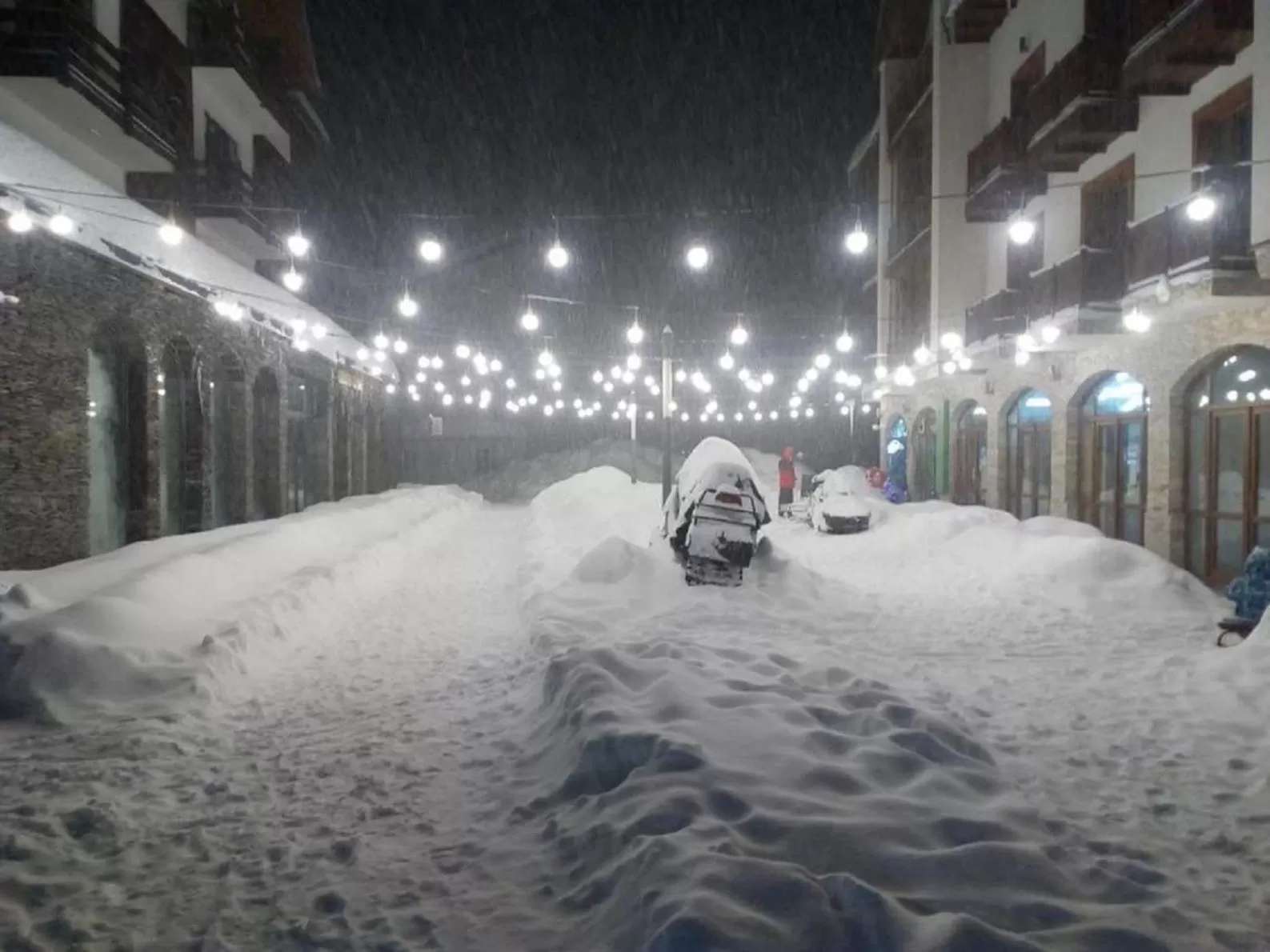 New Gudauri Loft 2 - Mountain Harmony, Quiet & Cosy Place Next to Main Lift